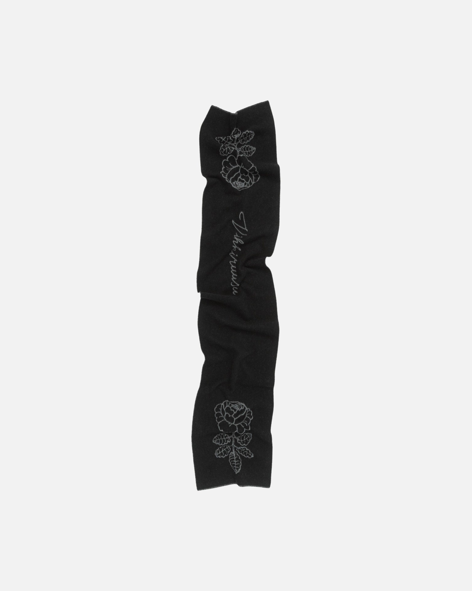 Sävellys Vihkiruusu Kioski scarf