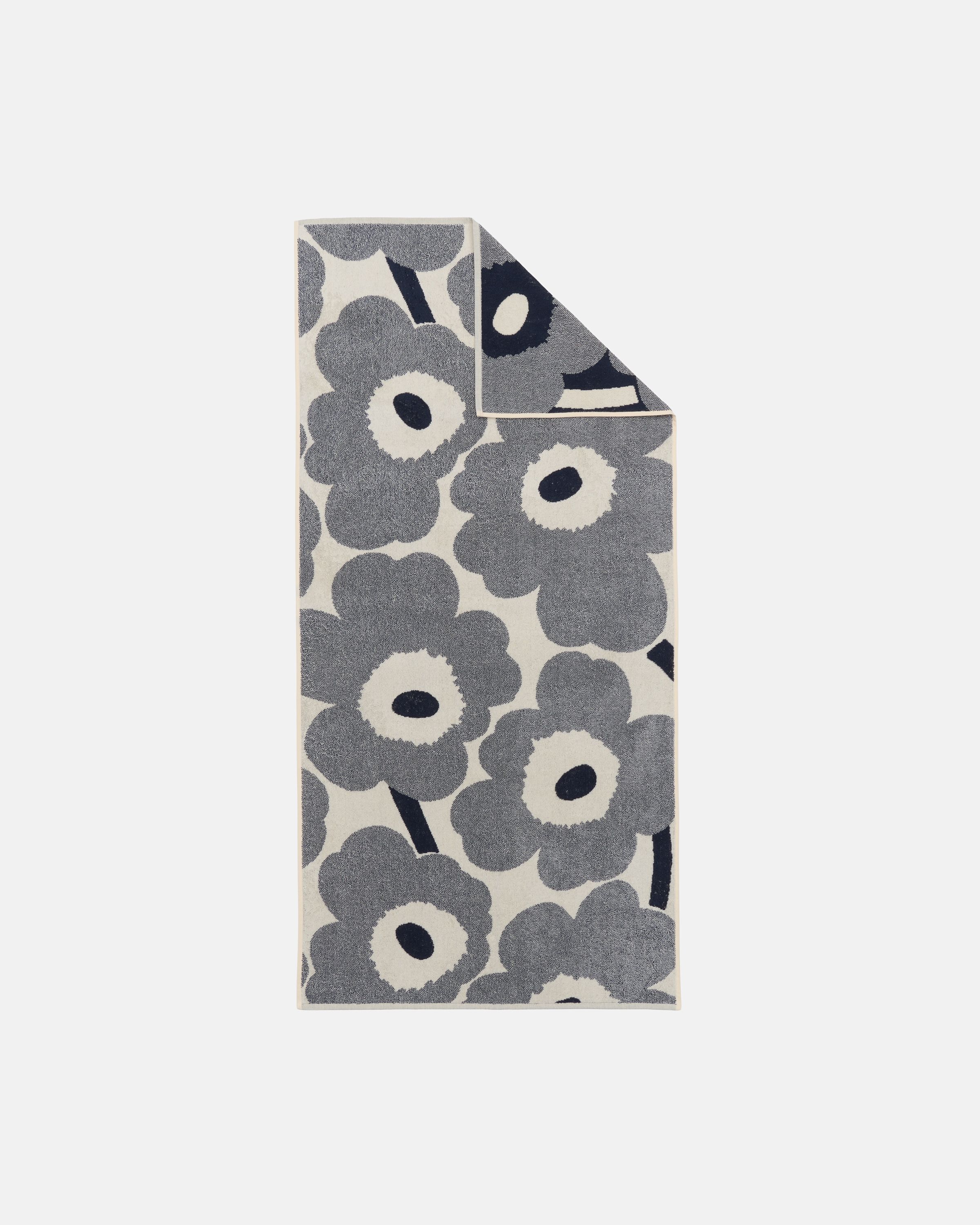 Unikko Bath towel 70x150 cm off white, blueberry | Marimekko