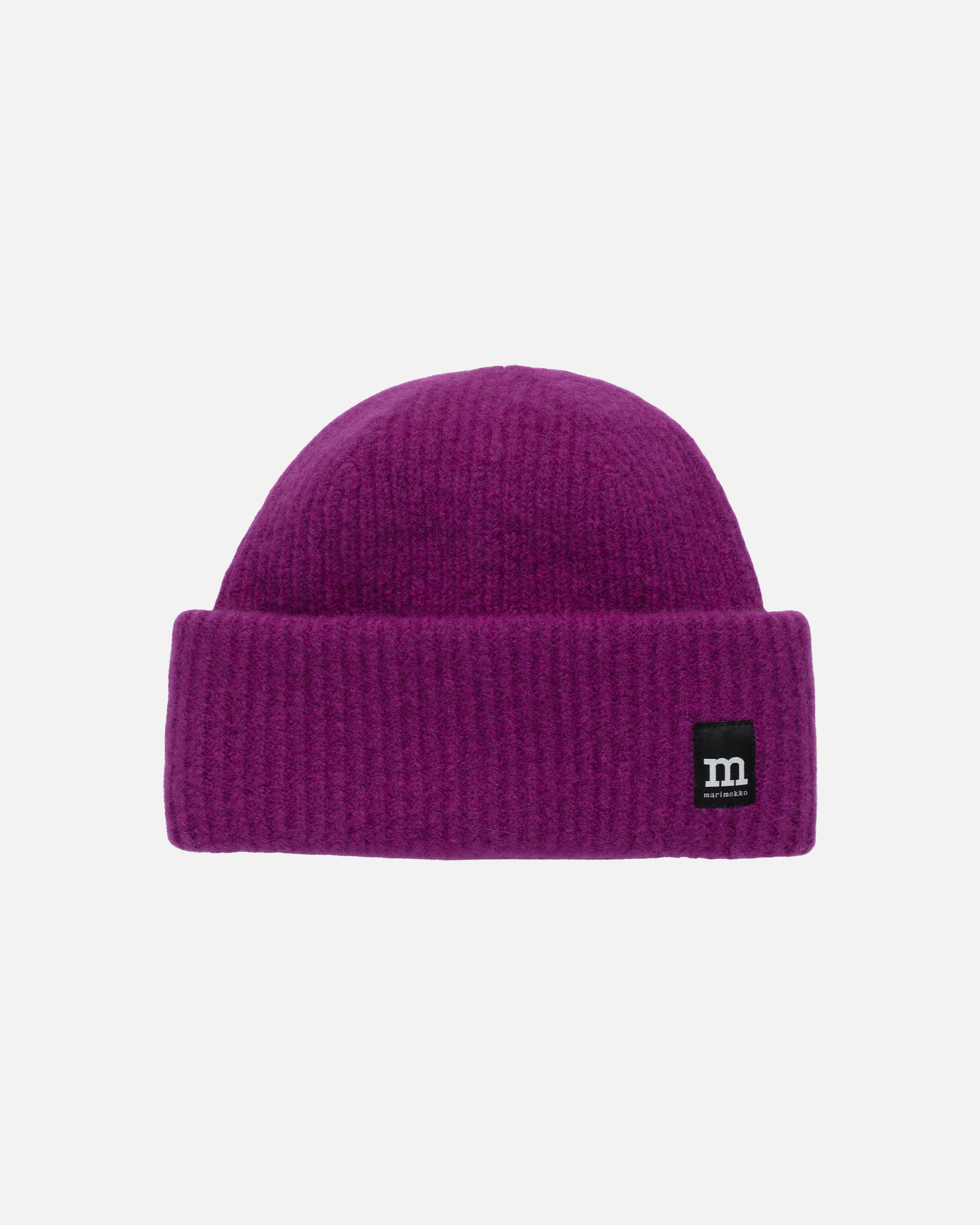 Pjettar II Beanie