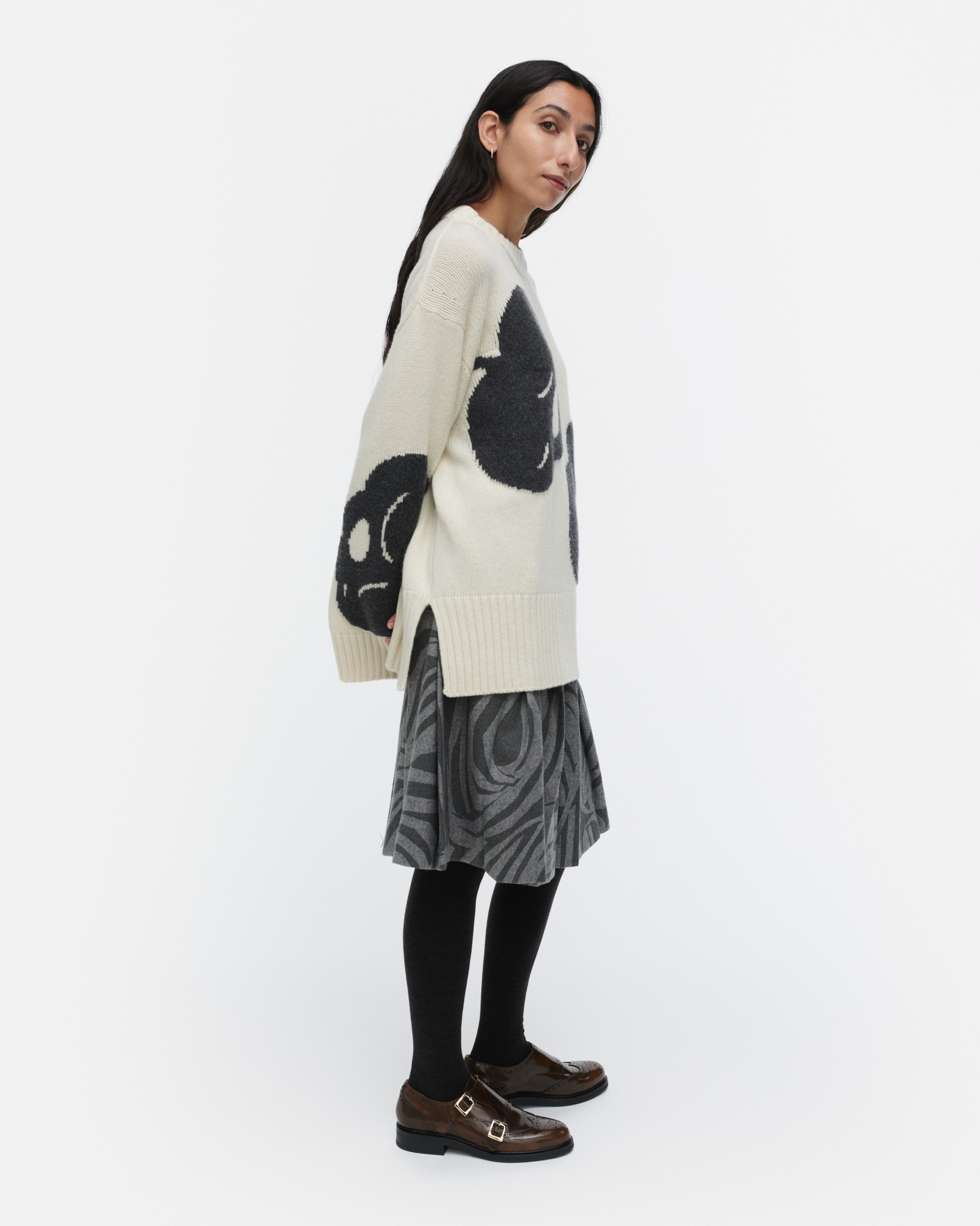 Luonto Tumma, Knitted wool pullover, off white, grey,