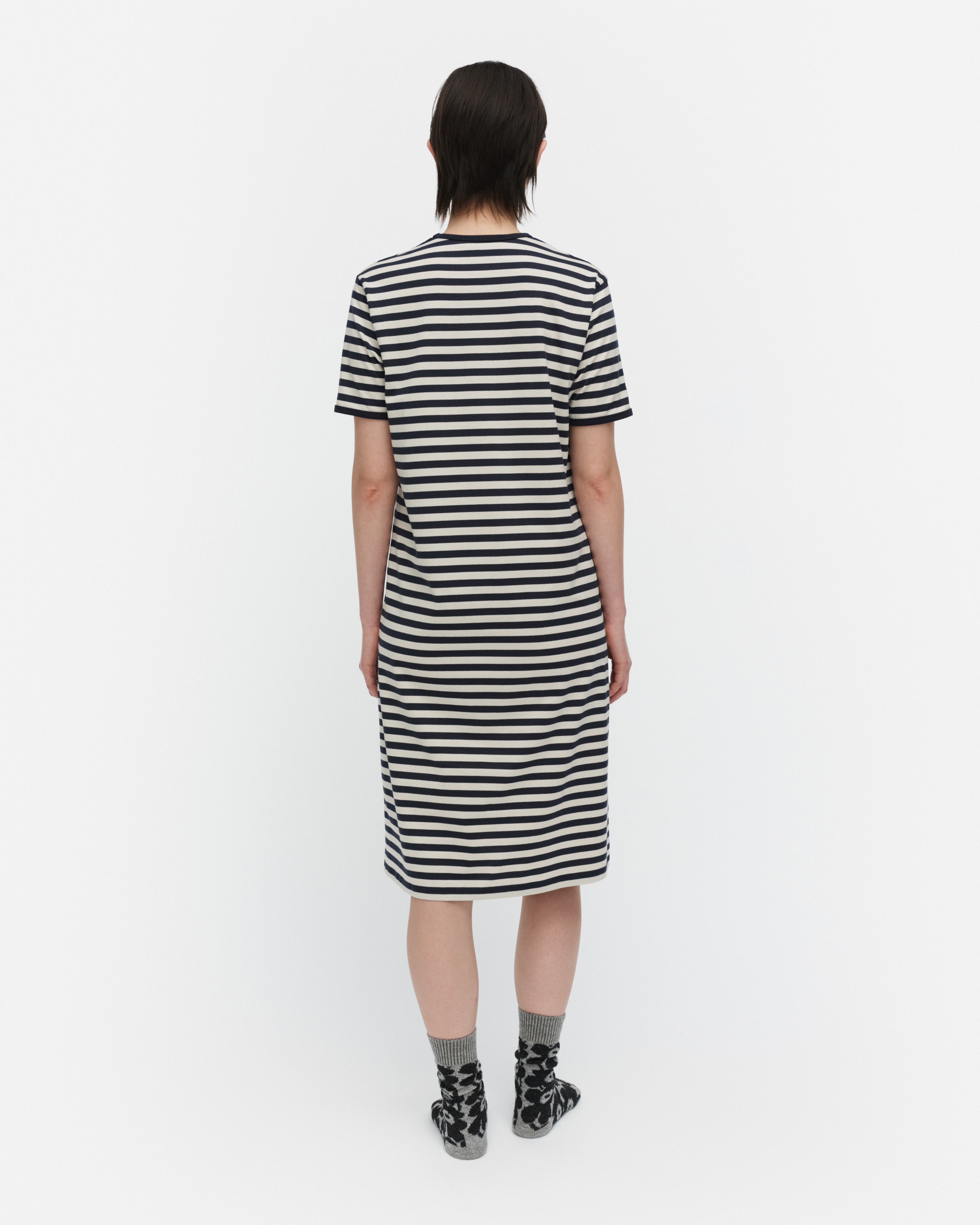 Hetta II Tasaraita, Nightgown, dark navy, off white,