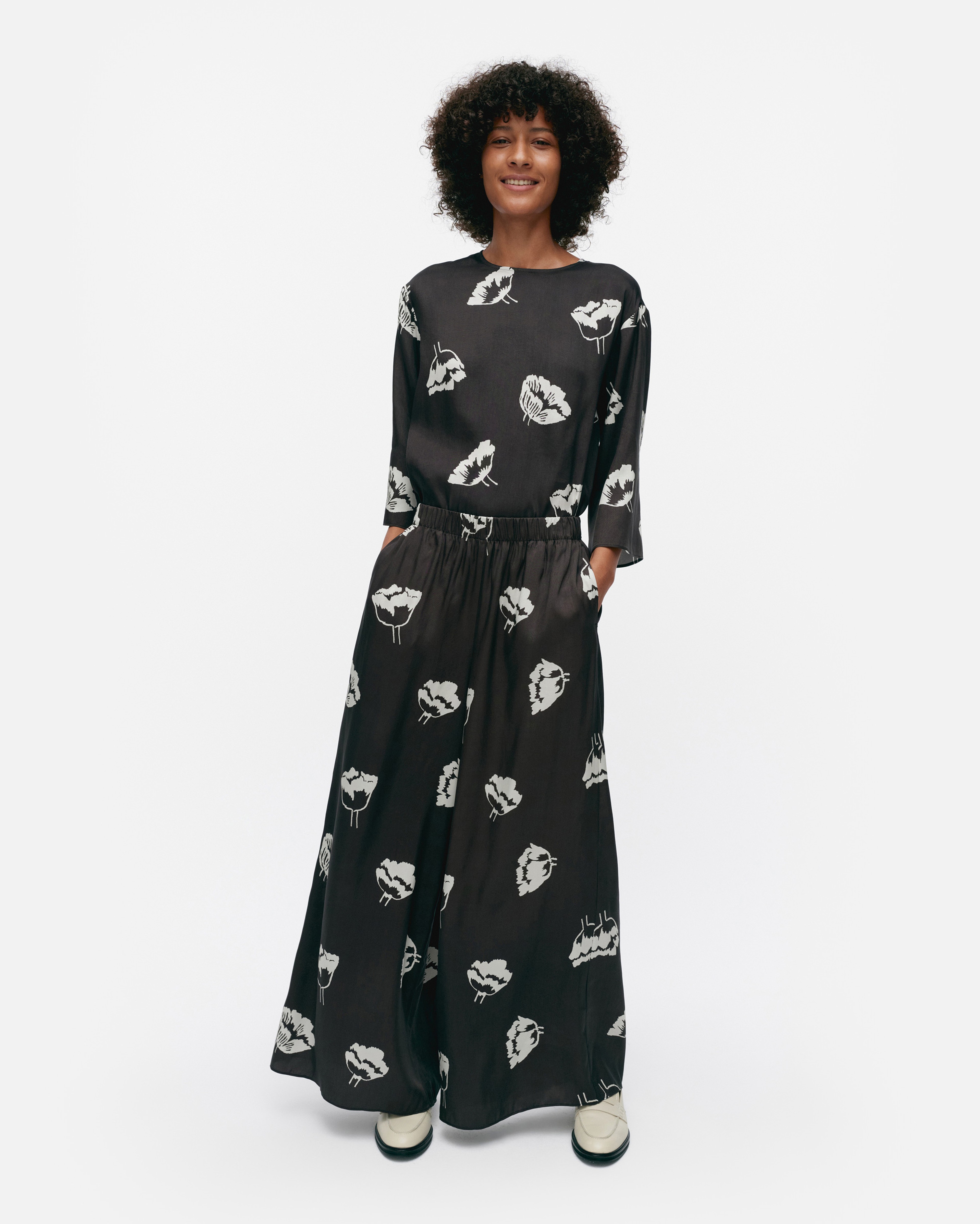 Eranto Myski, Trousers, black, off white,