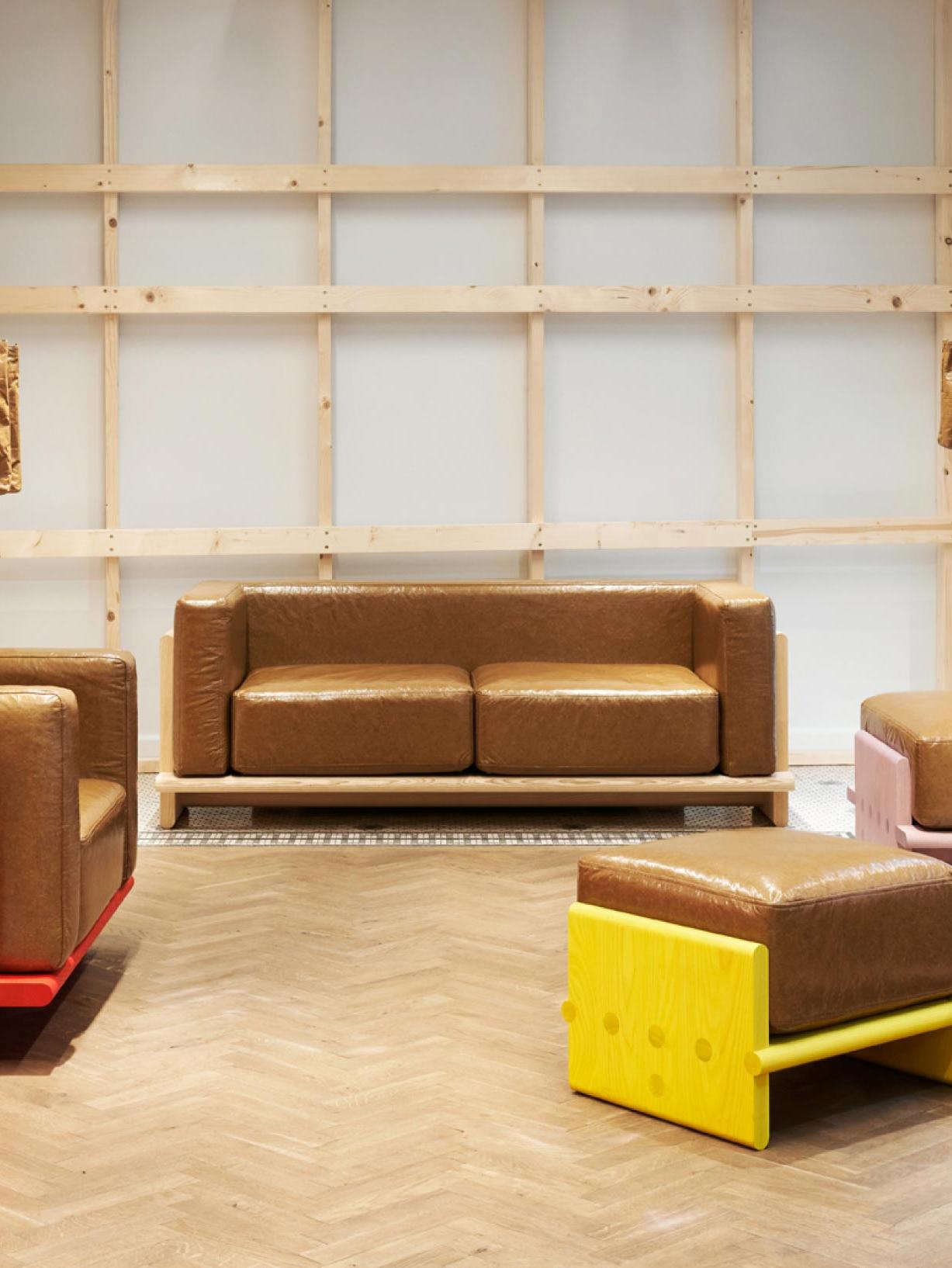 Simplified showroom for the Resonance bag series at the Copenhagen flagship store