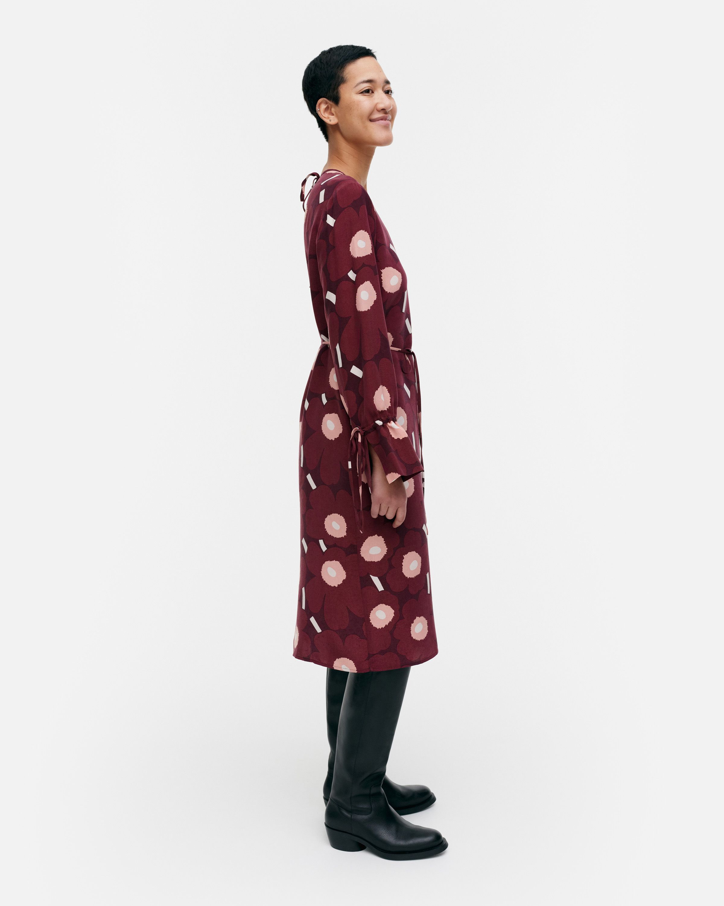 Lahjat Unikko Dress