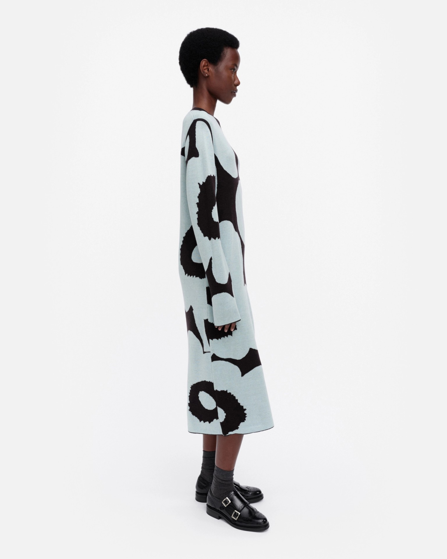 Ennallaan Unikko, Knitted dress, dark brown, light blue,