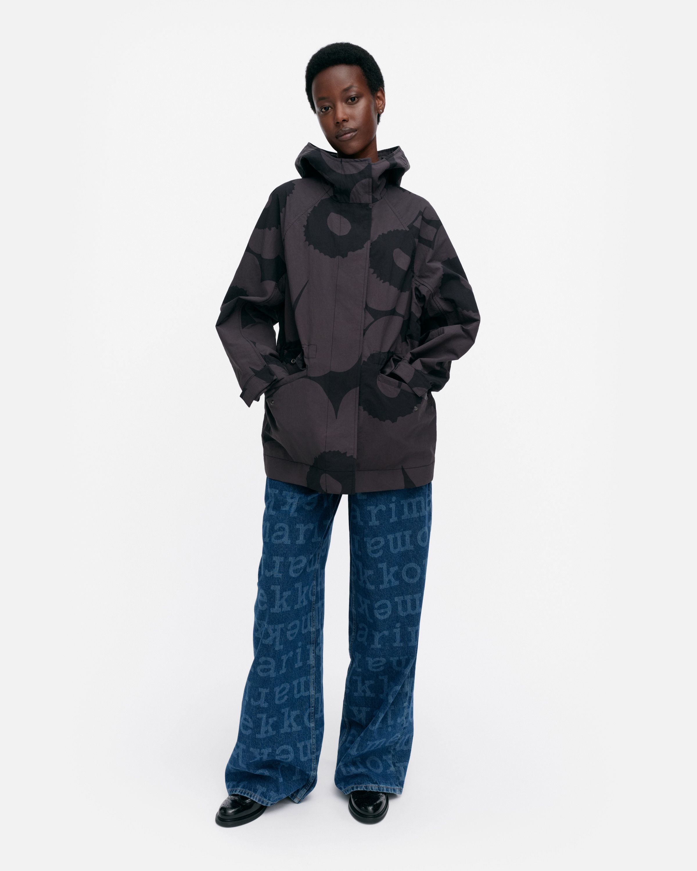 【2025AW】marimekko マリメッコ/ Musteet Unikko コート 2024AW】marimekko マリメッコ/ Kerta Unikko コート (marimekko