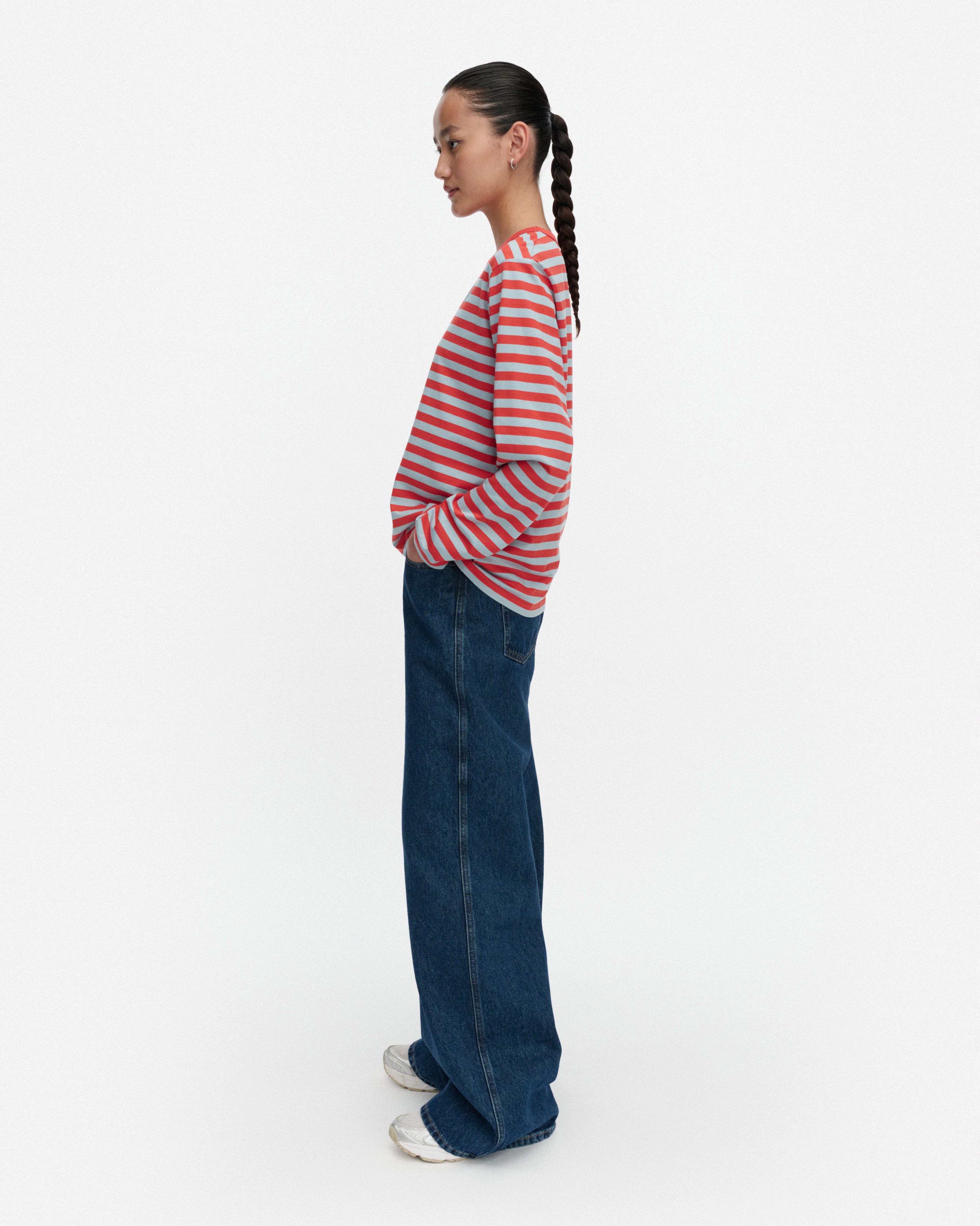 Tasaraita Unikko, Kioski jersey shirt, red, light blue,
