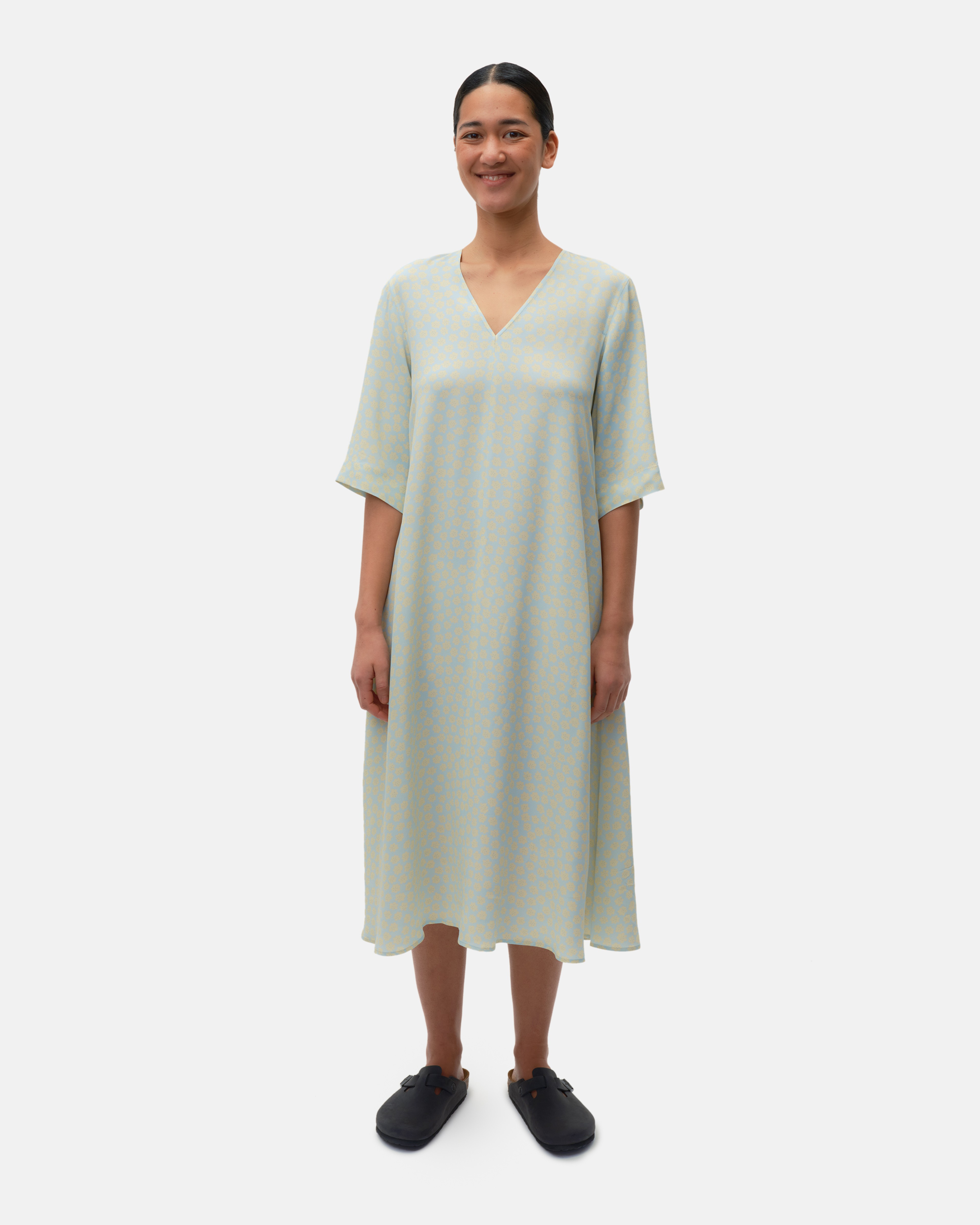 Haaveellinen Pukettimeri, Viscose dress, light blue, light yellow,