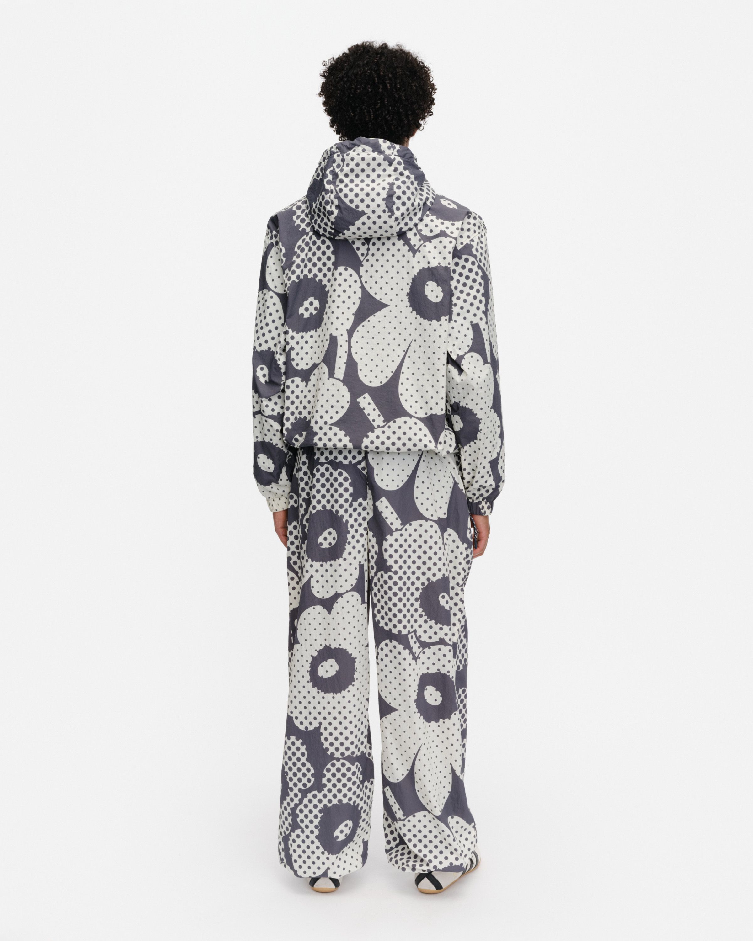  marimekko PRIMEGREEN ジャージ　ジャンパー L Sattuma Unikko Kioski activewear coat dark grey, off white | Marimekko