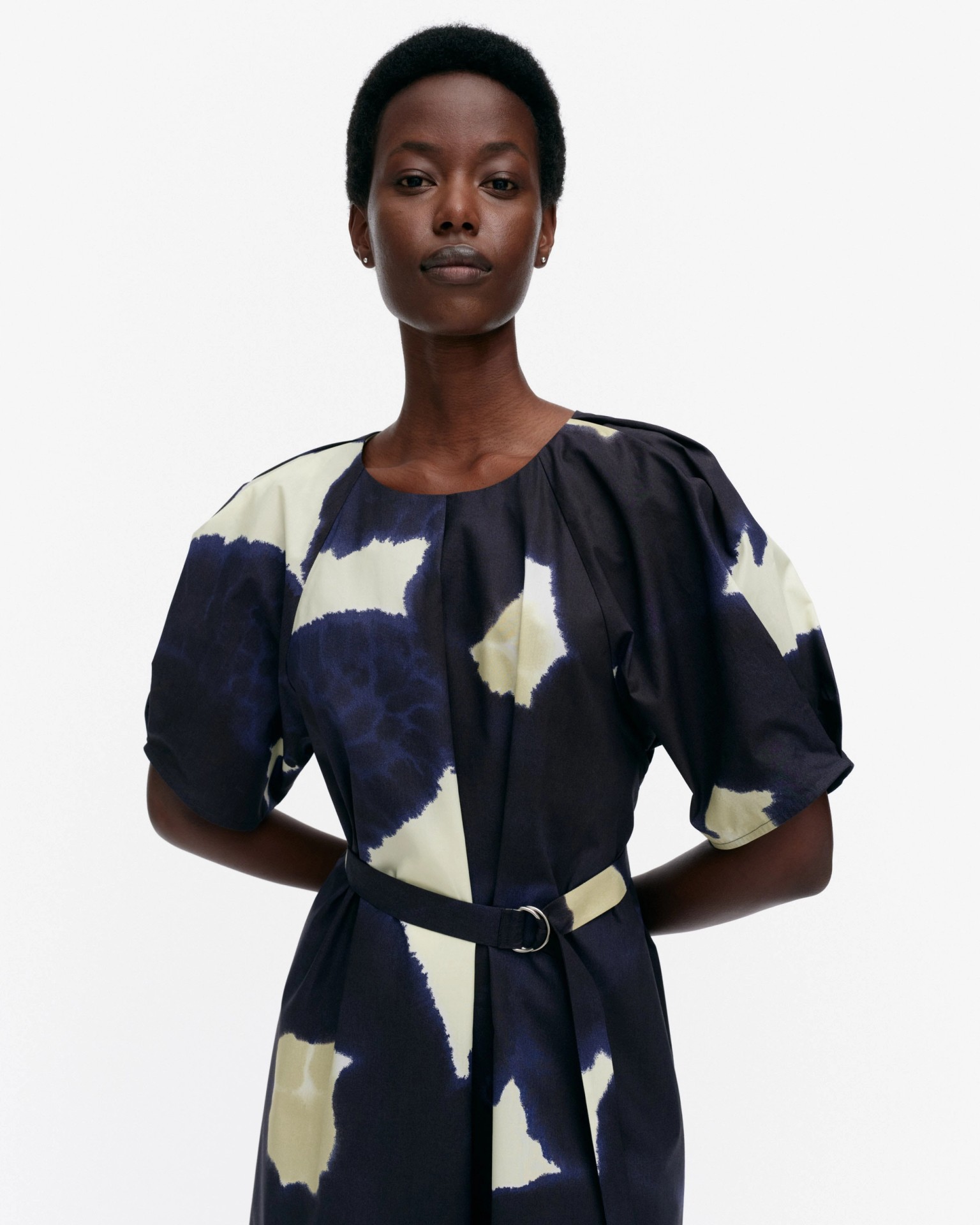 Juhlinta Kehäkukka Dress