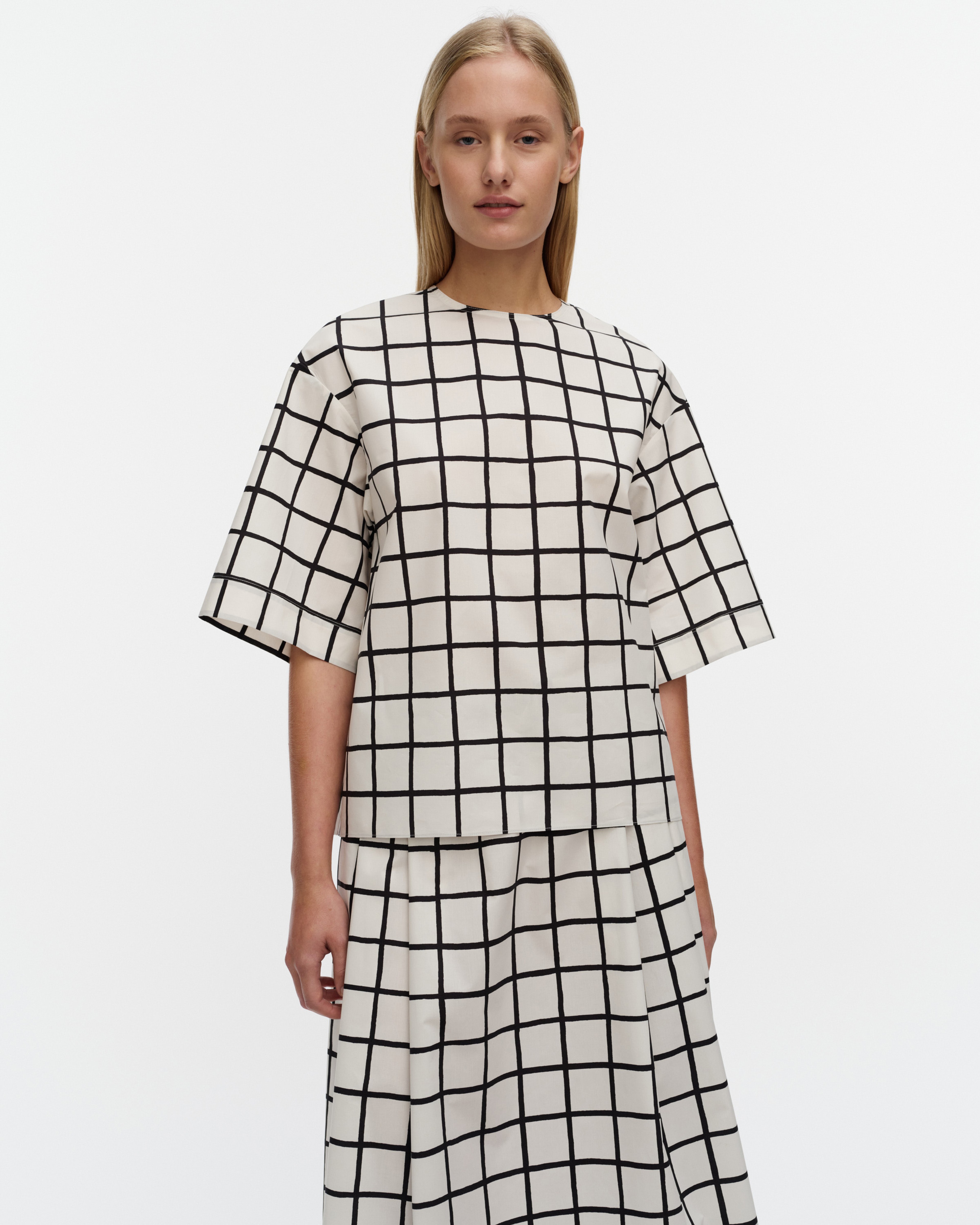 Kansio Iso Ruutu, Blouse, off white, black,