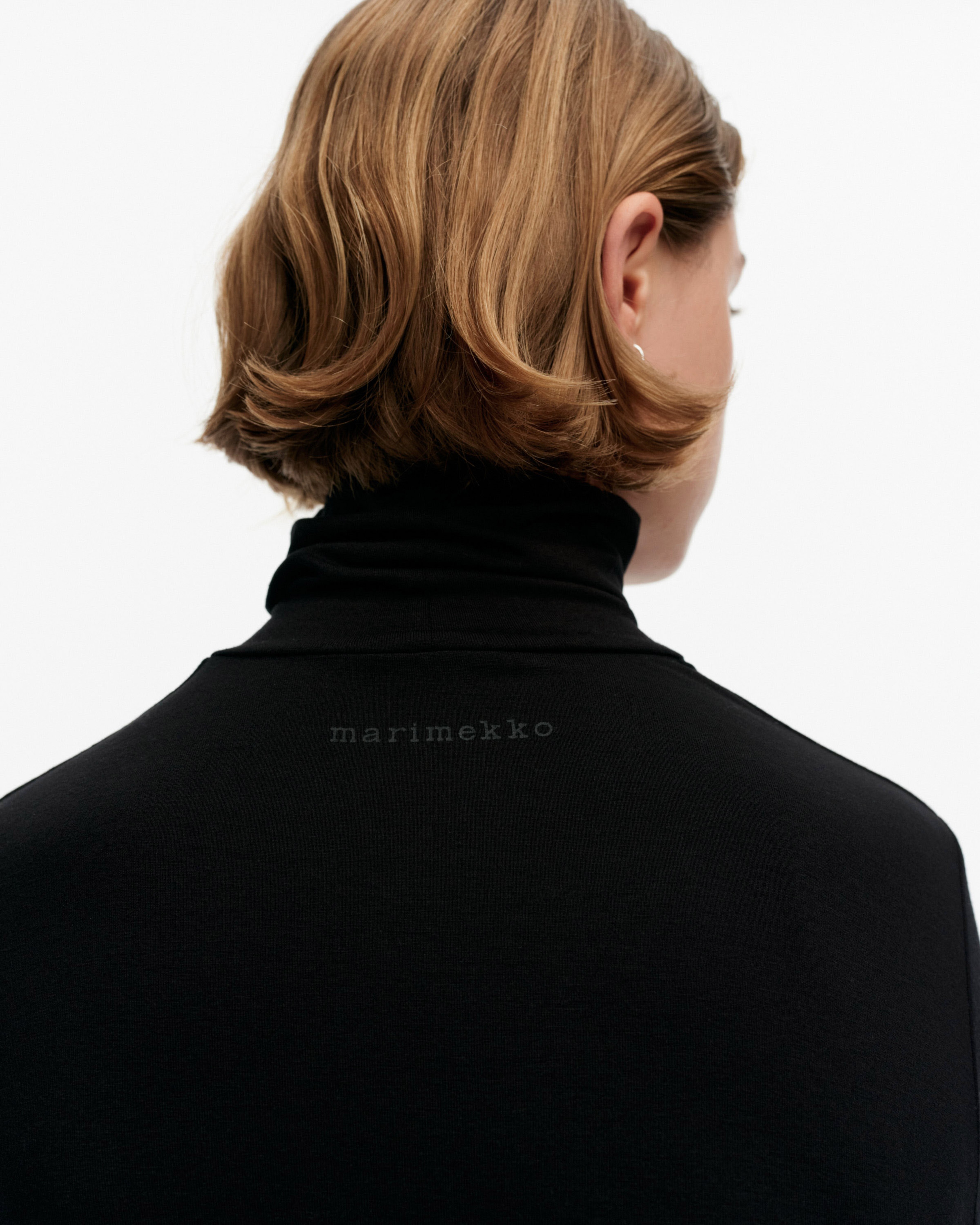 Pehmis, Poolopaita, musta,