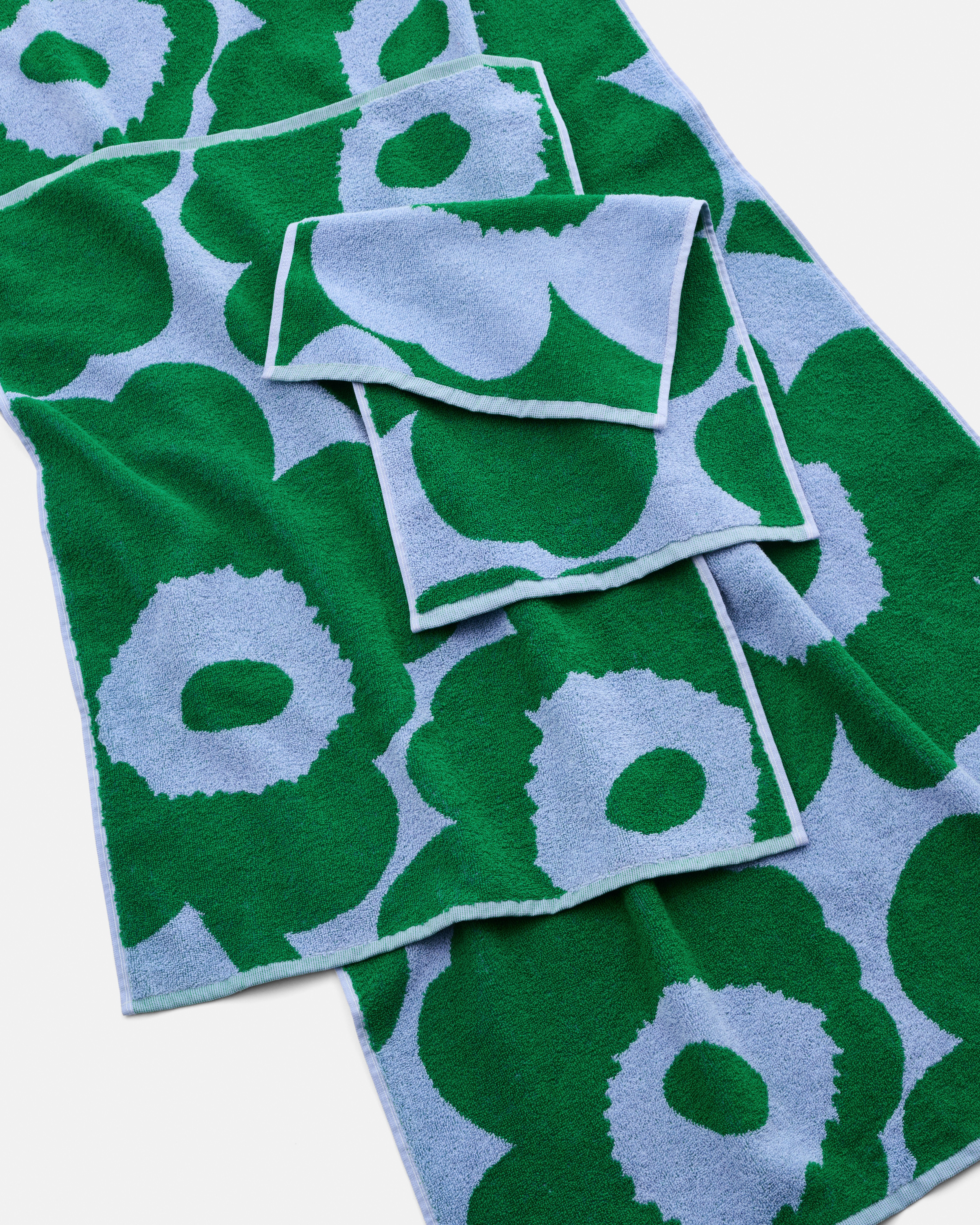 Unikko Bath towel 70x150 cm | Marimekko