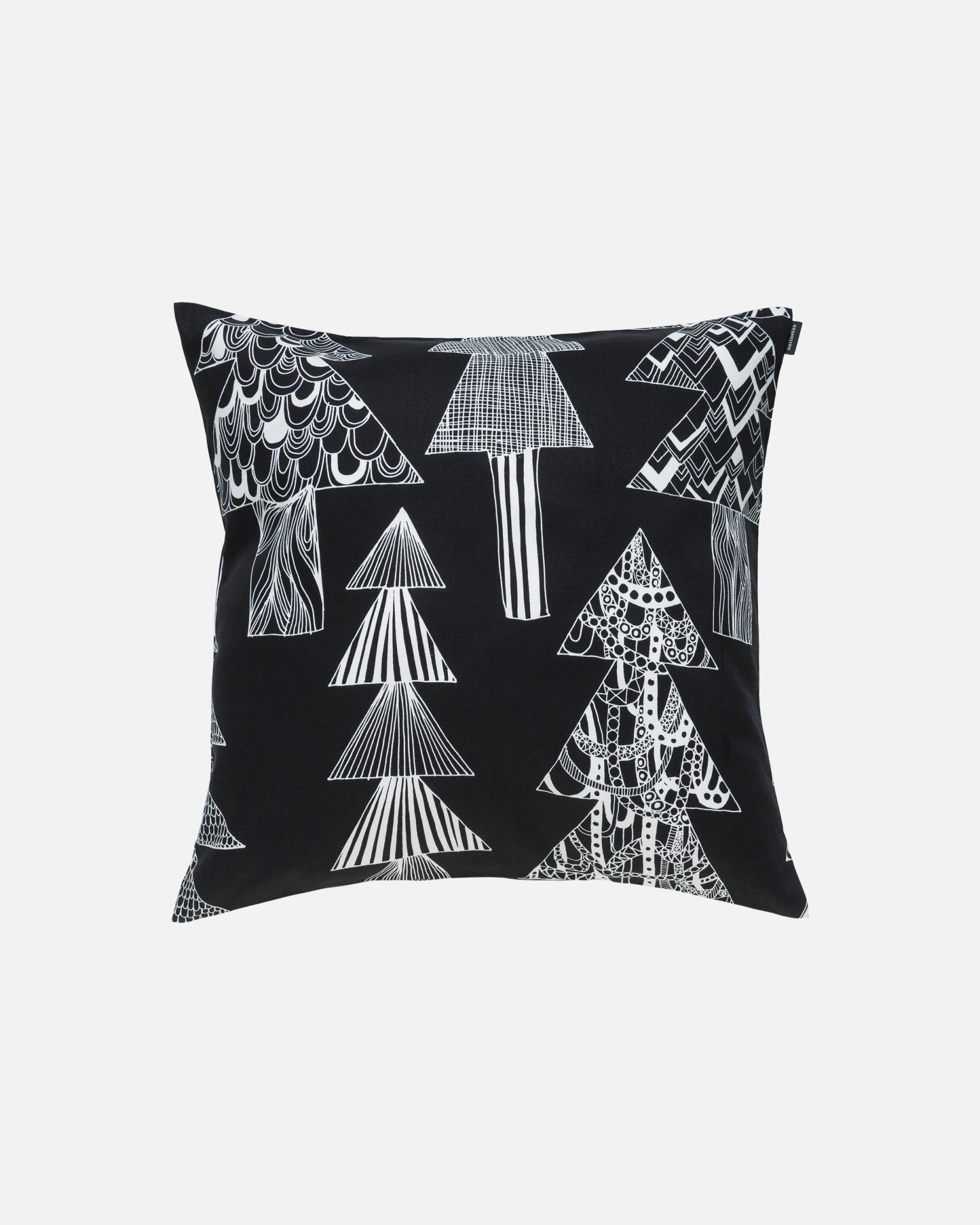 Kuusikossa, Cushion cover 50x50 cm, black, white,
