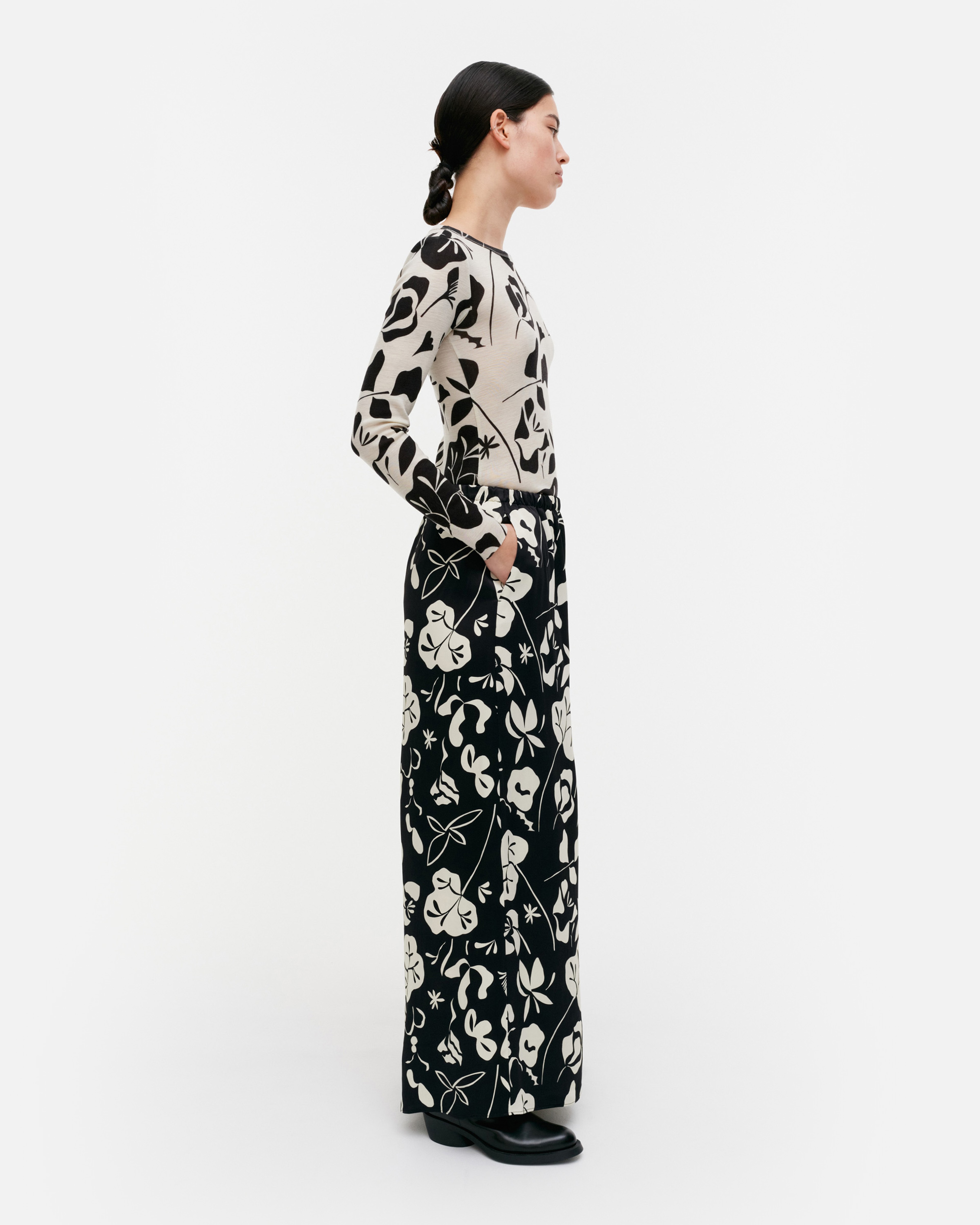 Eranto Nokturno, Satin trousers, black, off white,