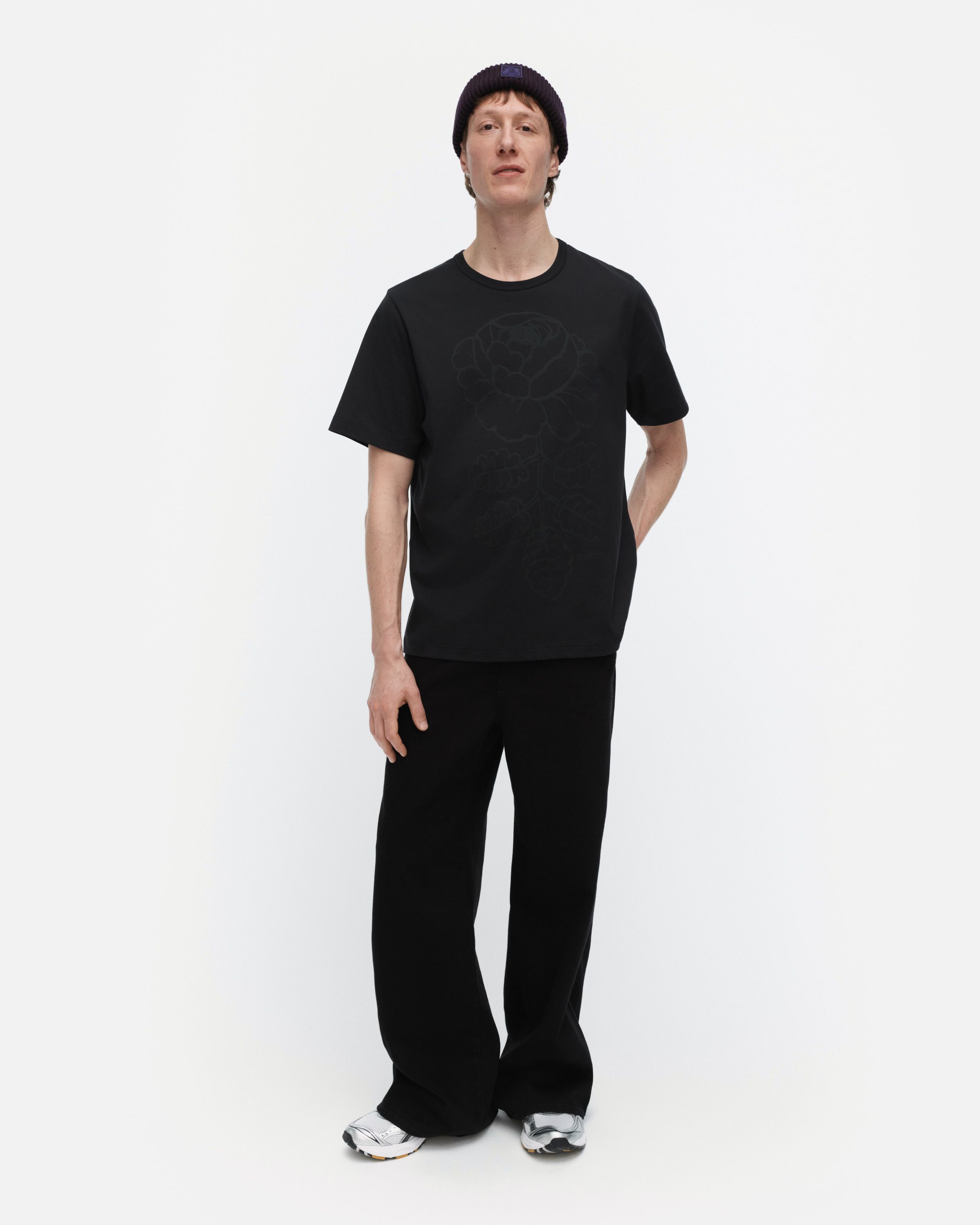 Vihne Vihkiruusu Placement Kioski t-shirt | Marimekko