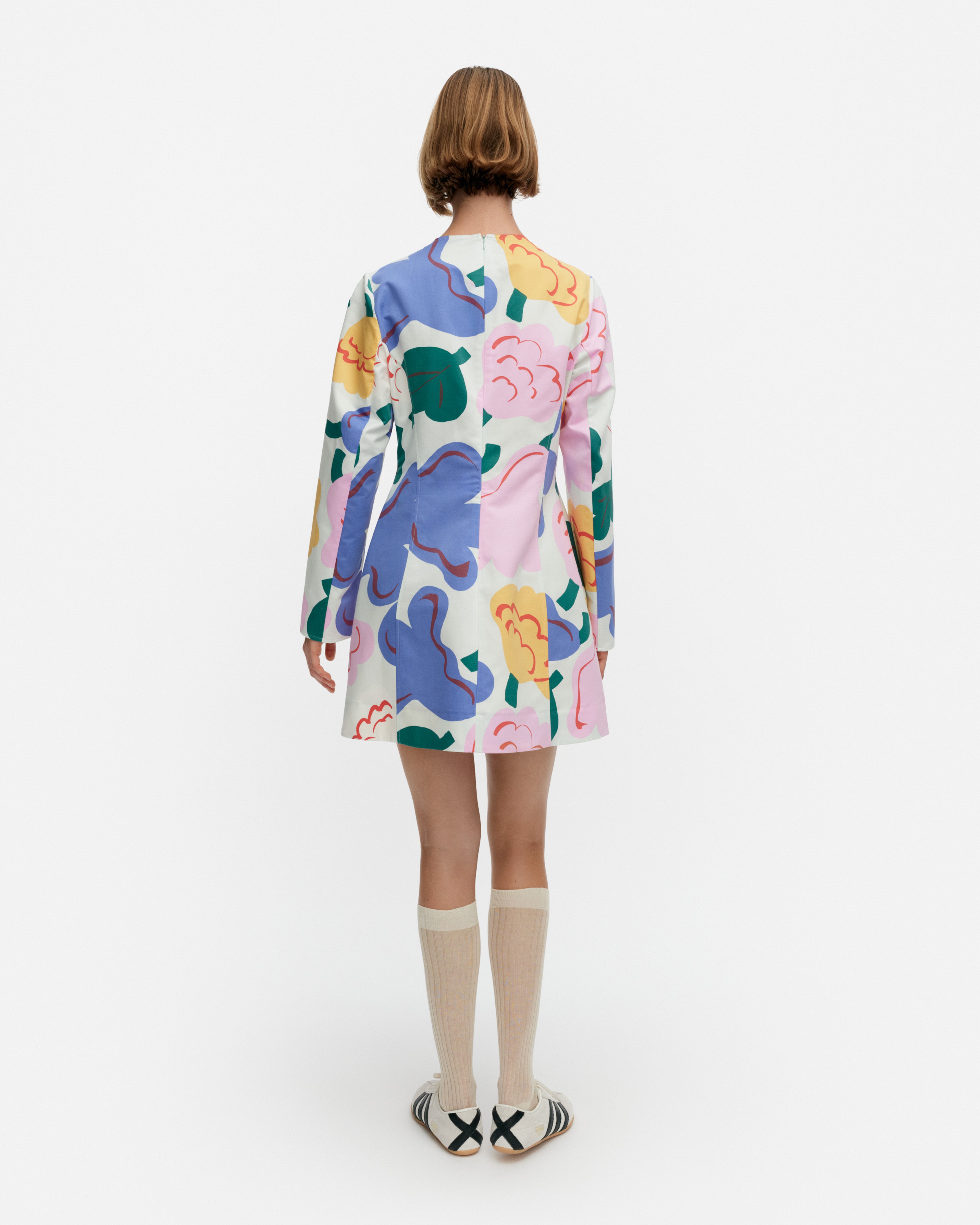 Iloinen Kukasta Kukkaan, Dress, light green, green, blue,