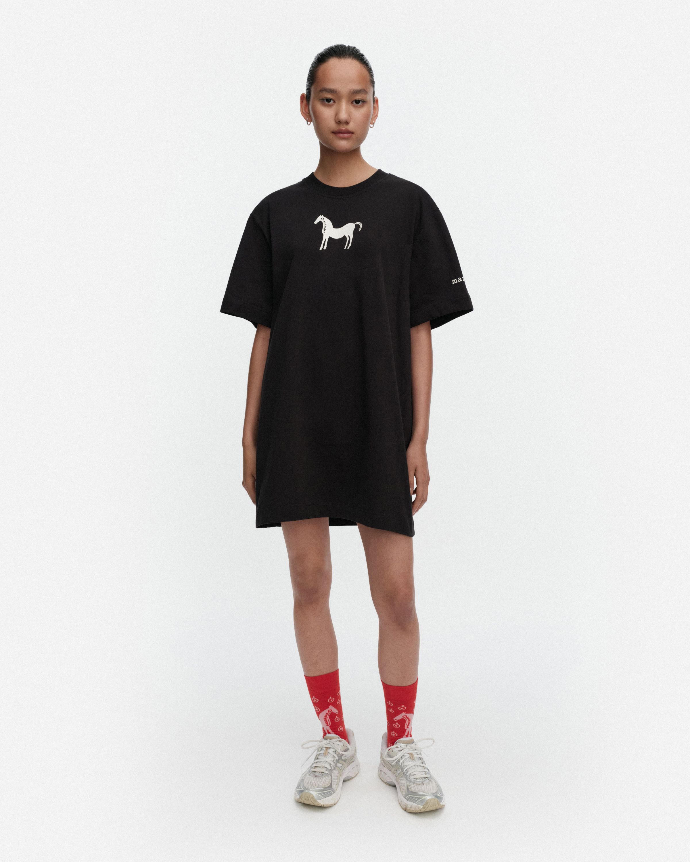Rastit Musta Tamma Placement Kioski dress black, off-white | Marimekko