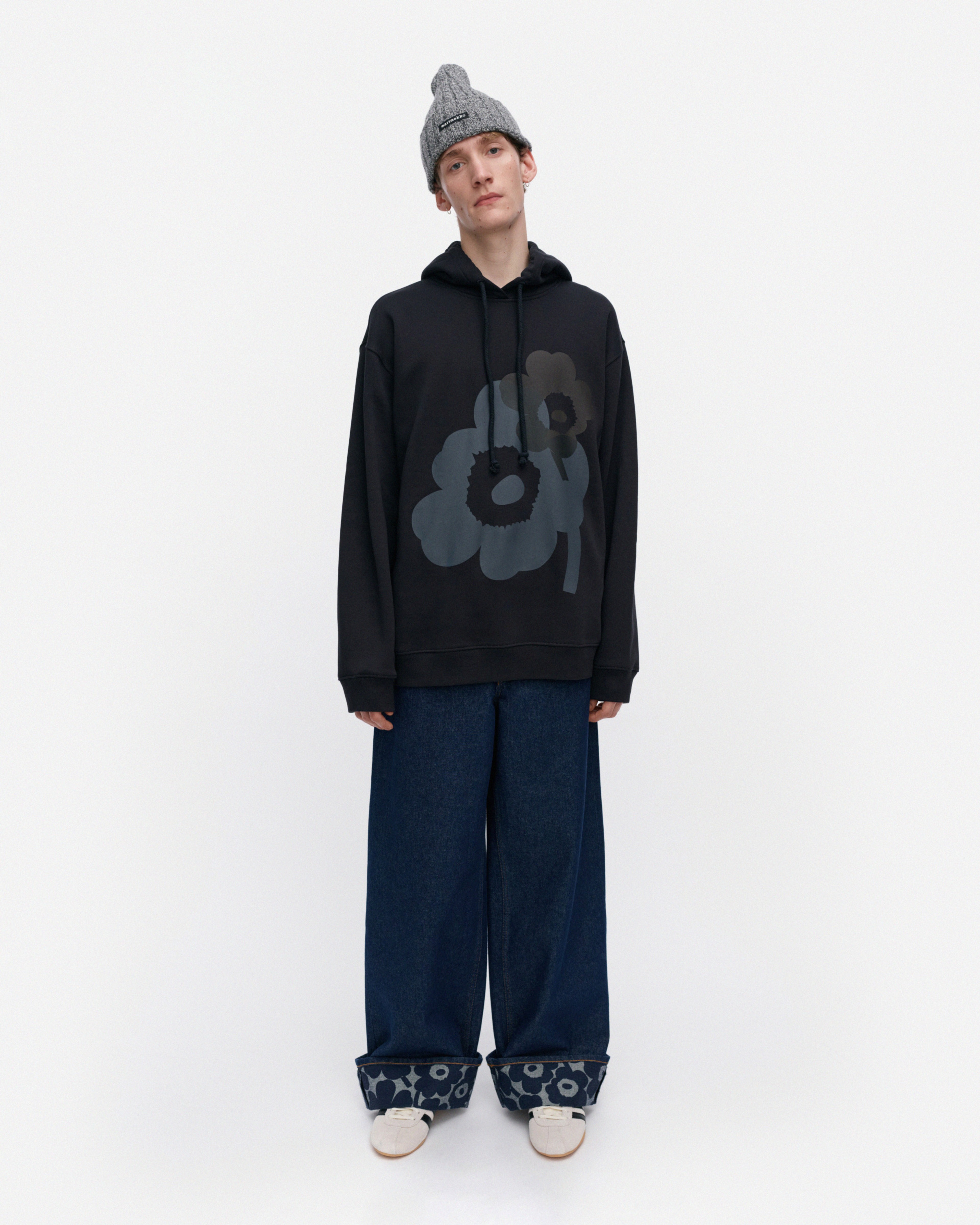 Teesi Unikko Placement, Kioski hoodie, black, dark grey,