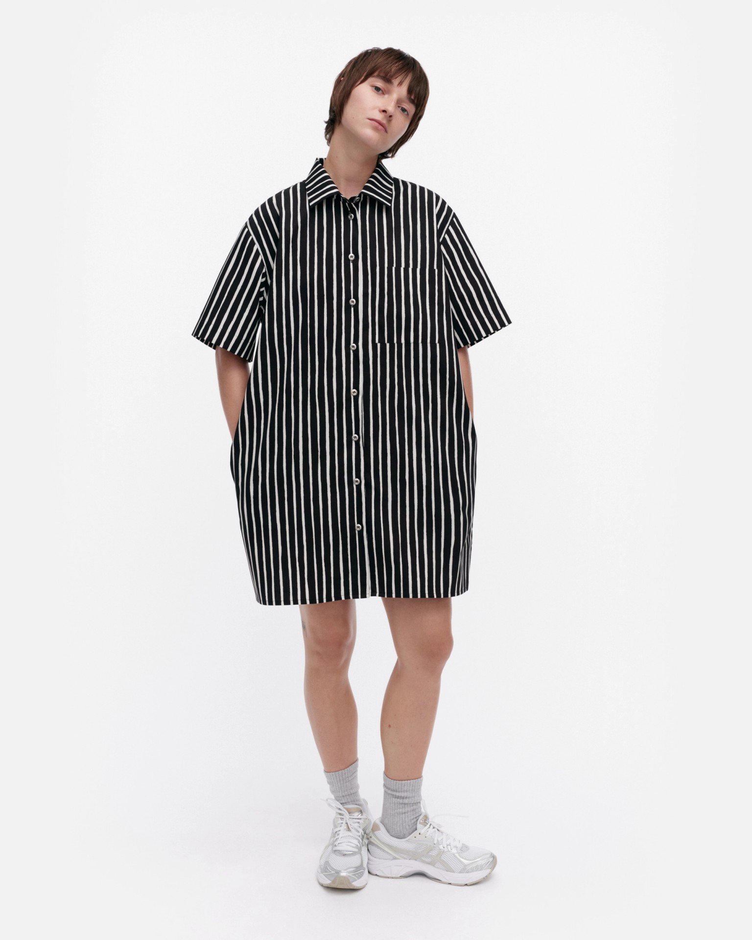 Jokamekko, Kioski cotton dress, black, off white,