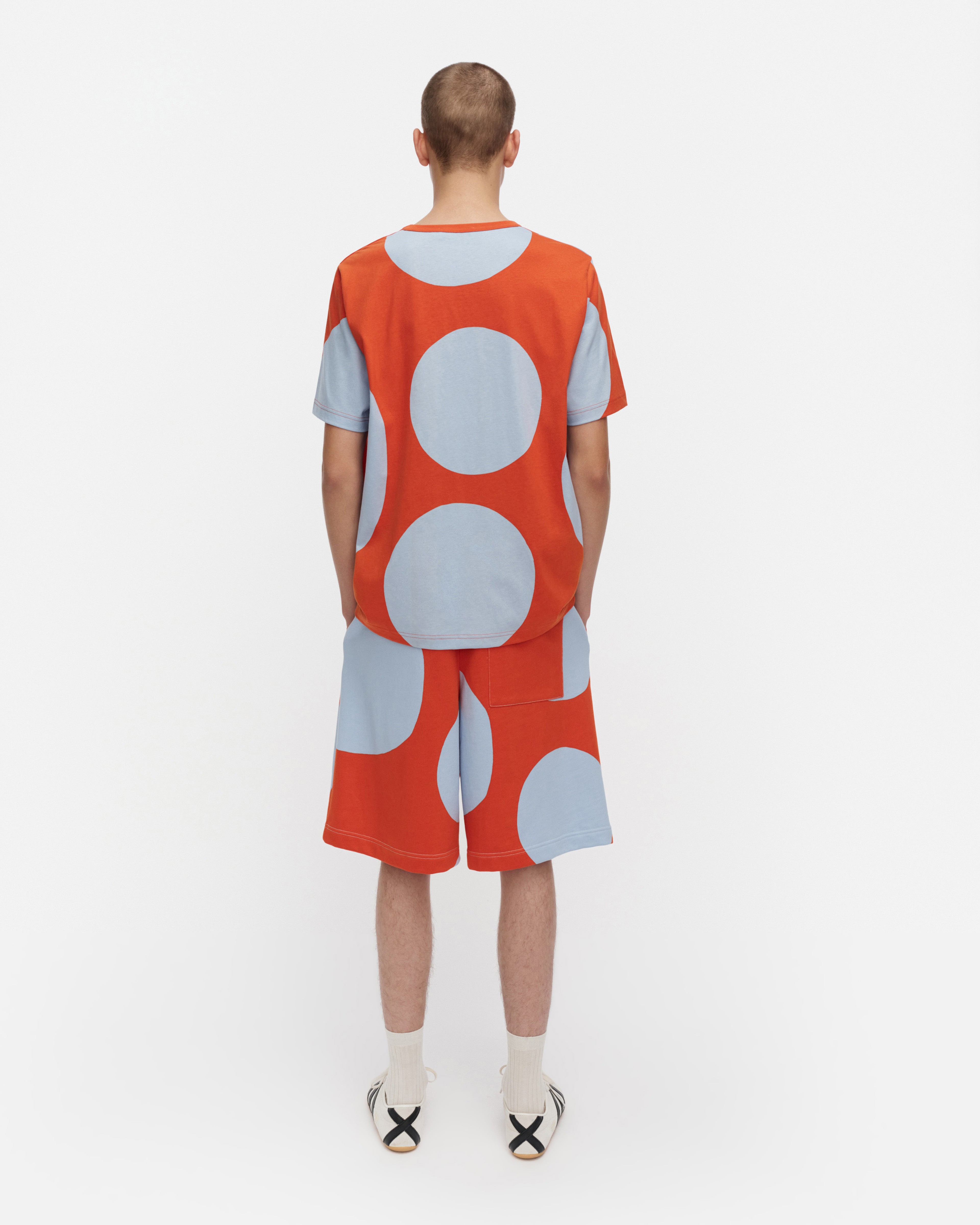 Vihne Klaava, red, light blue,
