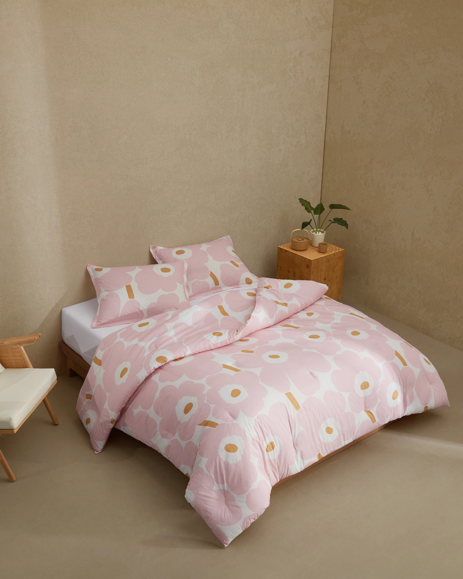 Unikko F/Q, Duvet cover set, white, lt.pink, beige,
