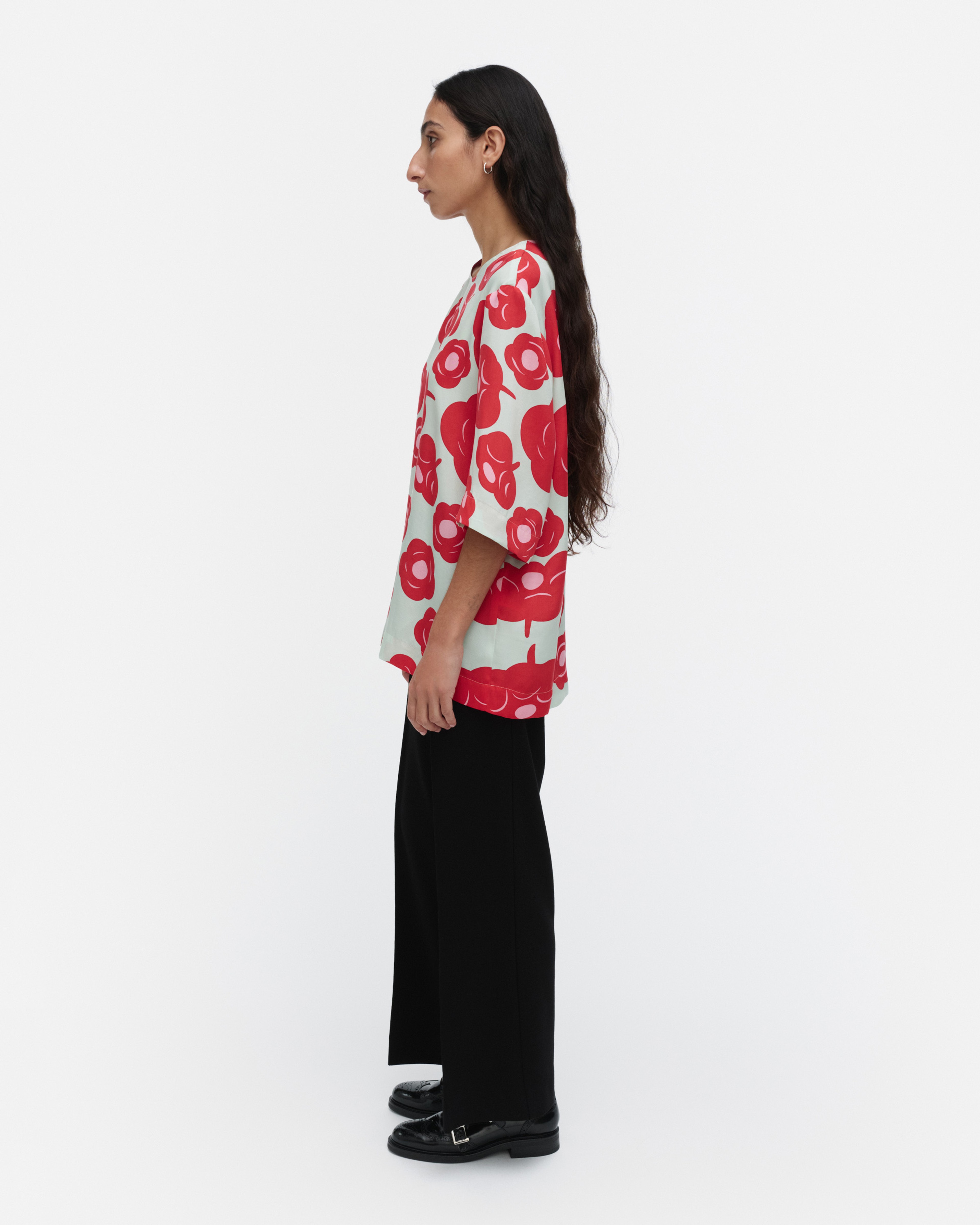 Toinen Tumma, Shirt, light turquoise, red, pink,