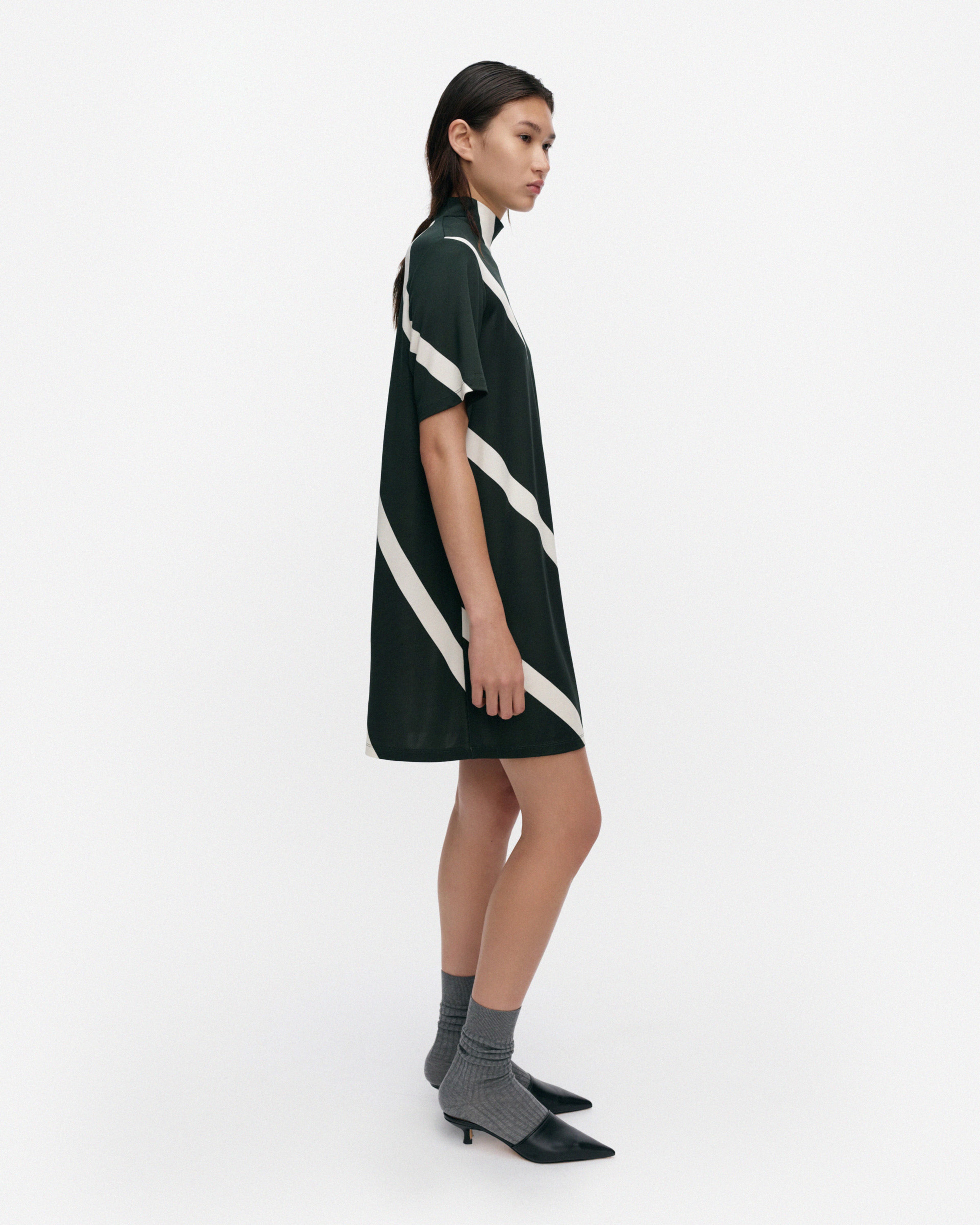 Kyhätä Basso, Jersey dress, dark green, off white,