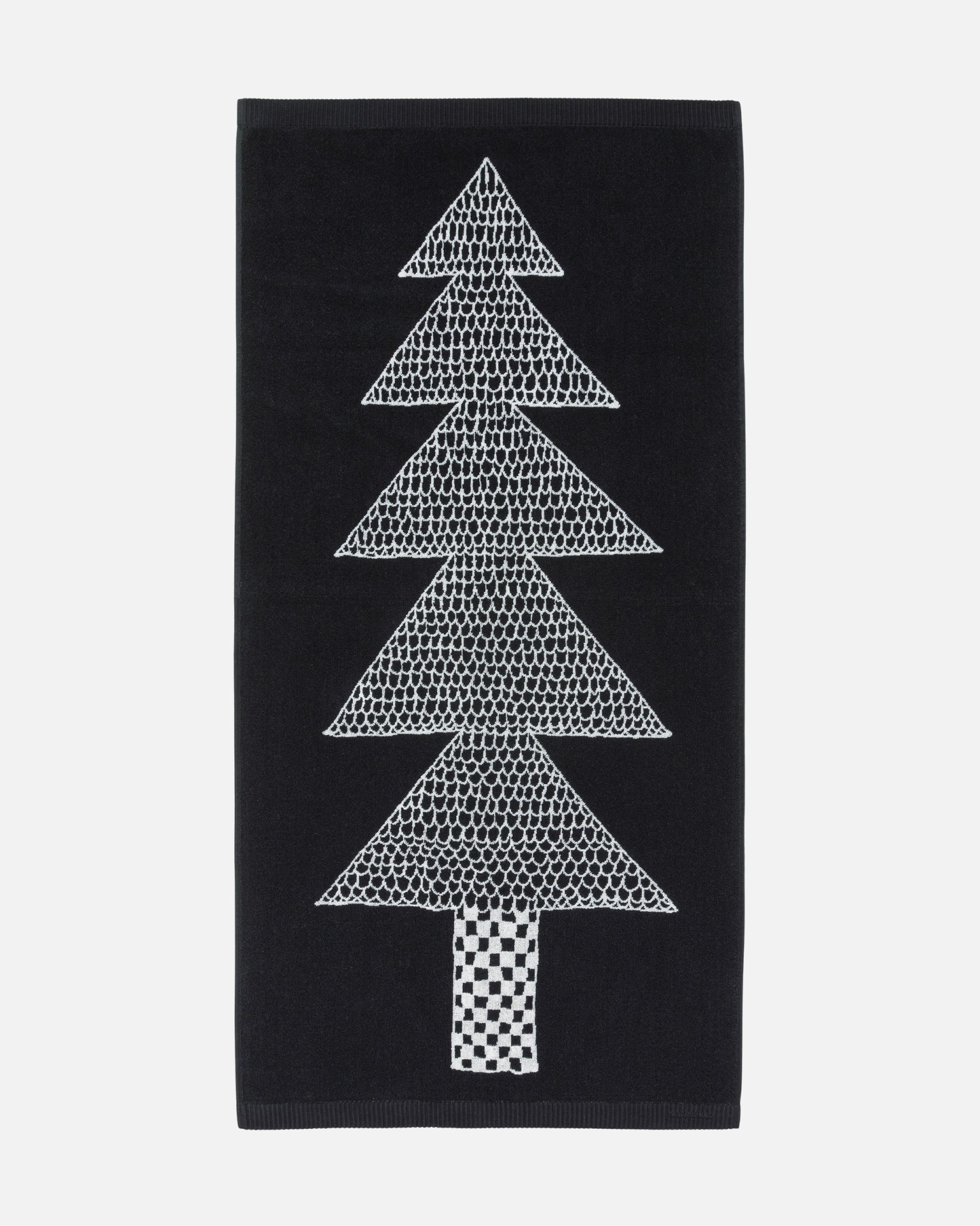 Kuusikossa, Bath towel 70x140 cm, black, white,