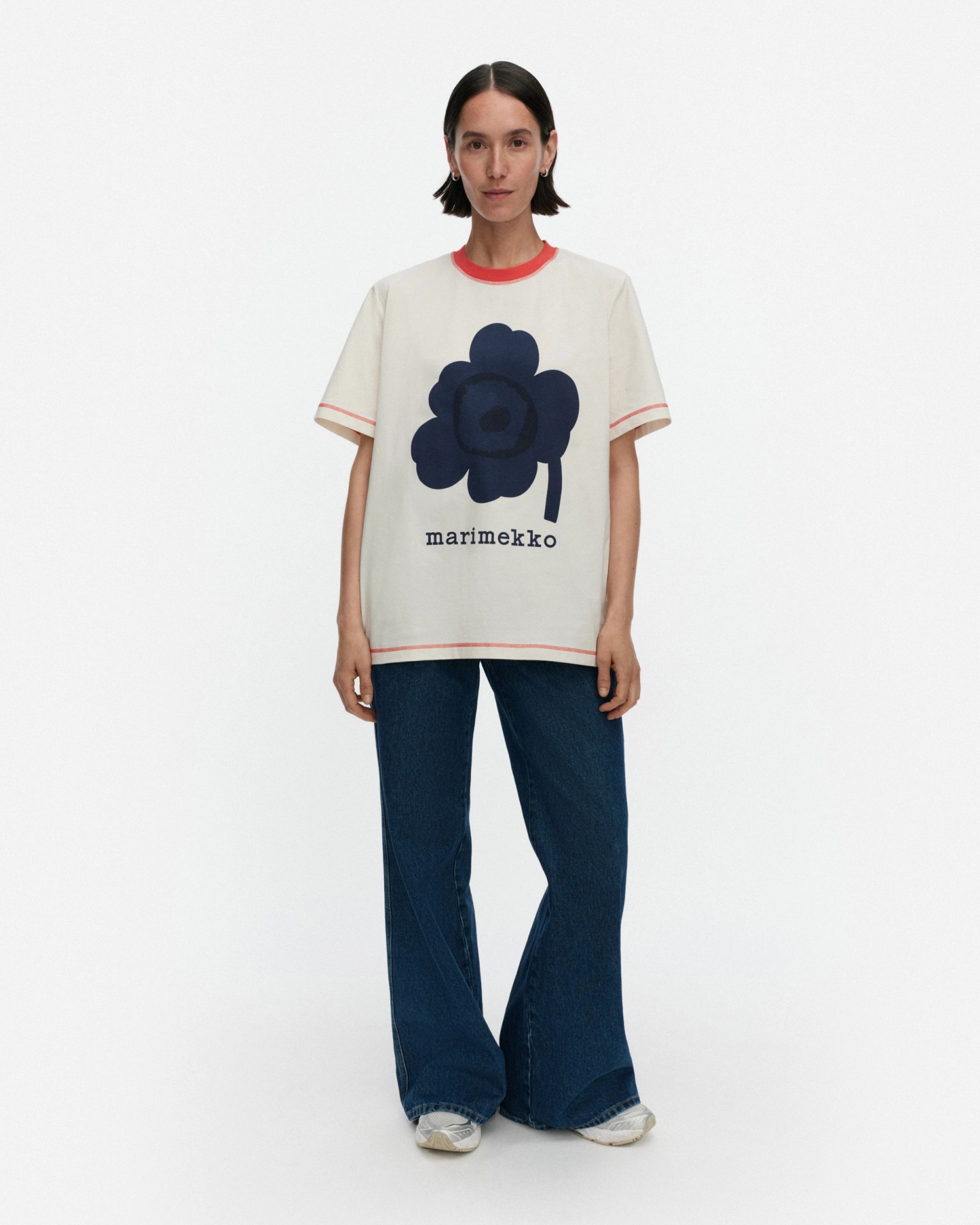 Tarttua Unikko Placement, Kioski t-shirt, off white, navy, red,