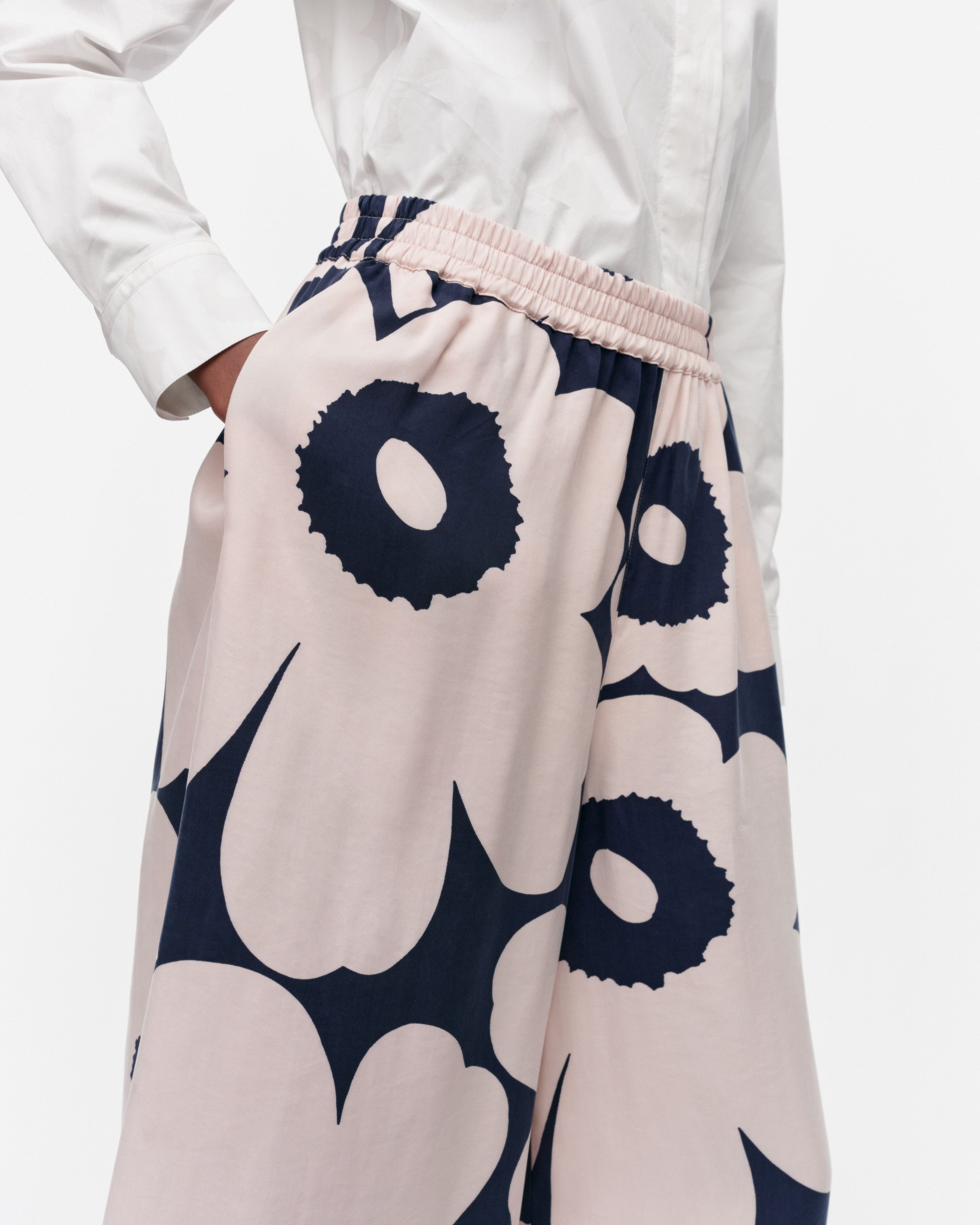 Eranto Unikko Trousers | Marimekko