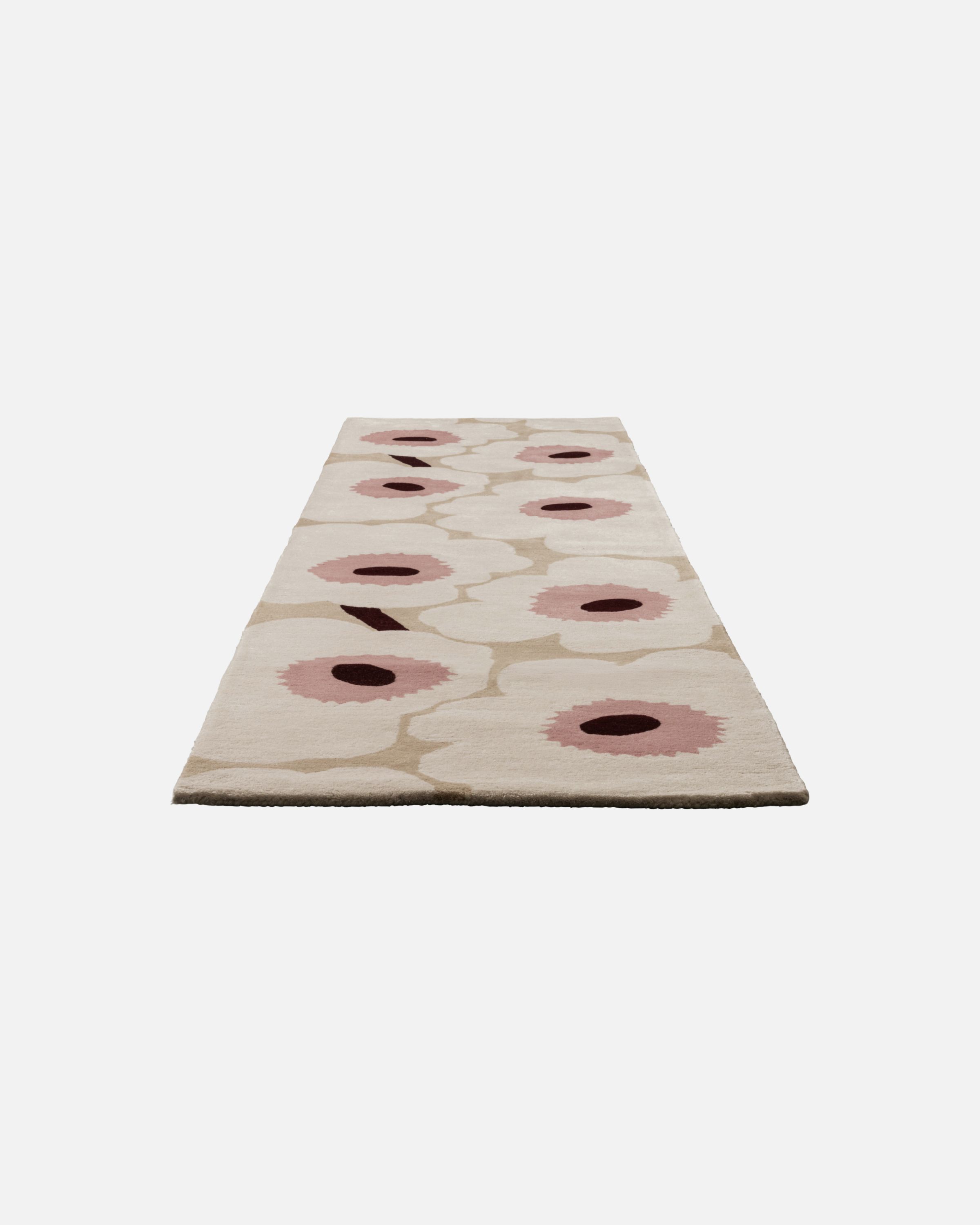 Unikko Rug 70 x 245 cm beige, off white, rose | Marimekko