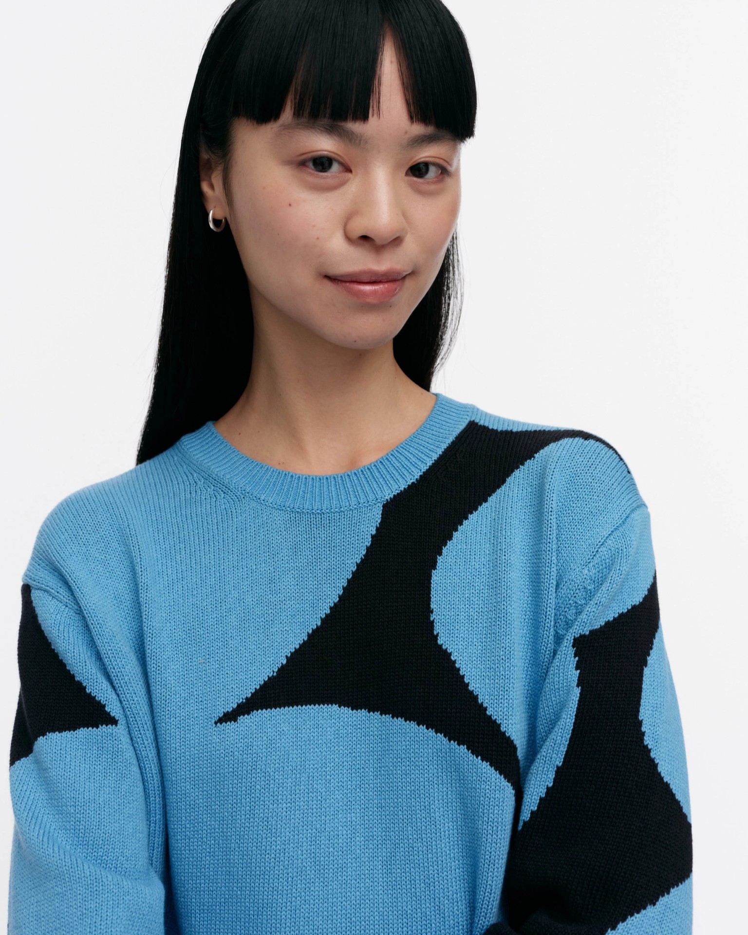 Sesonki Unikko, Pull-over en maille, bleu, noir,