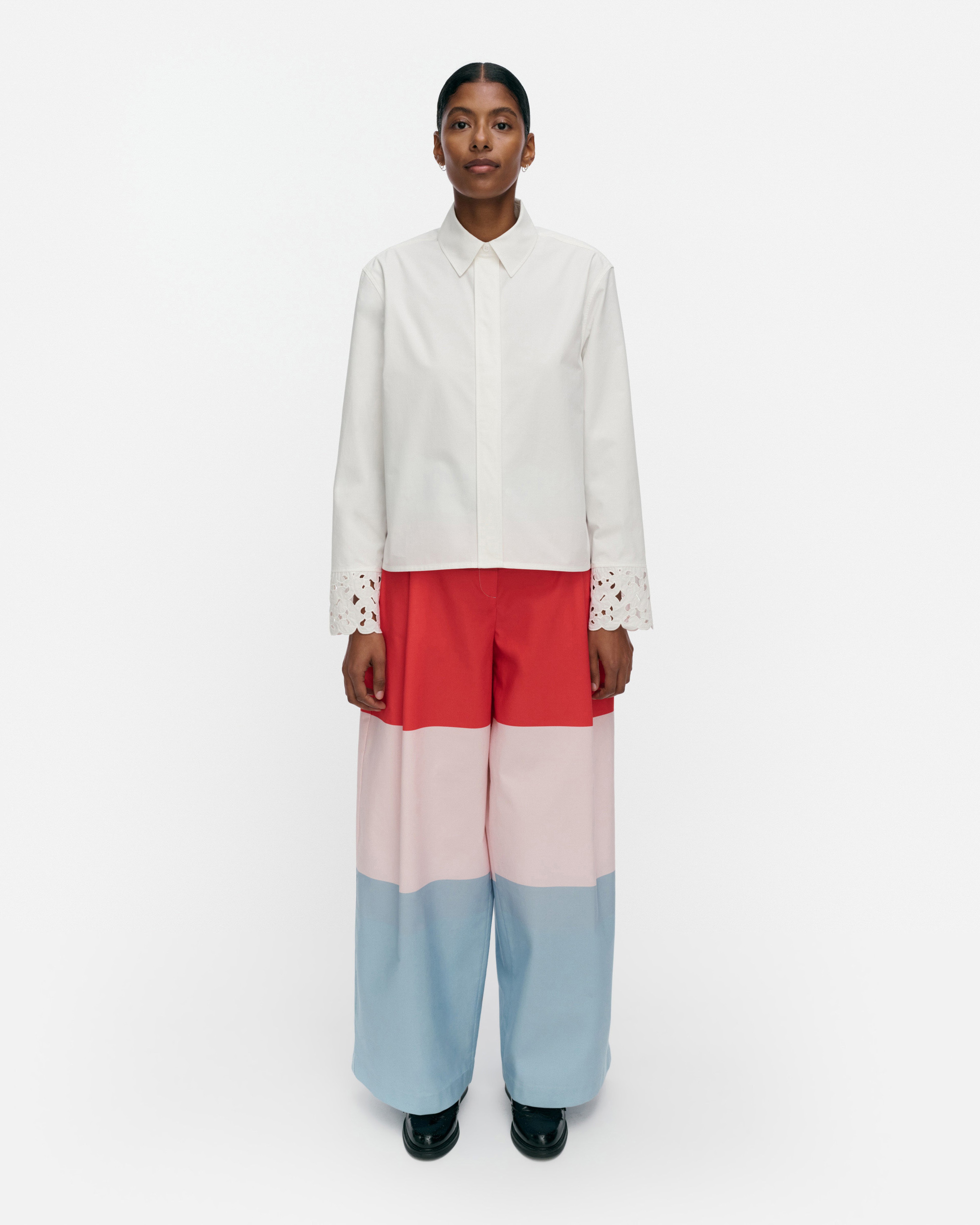 Etevyys Keidas, Chemisier, blanc cassé,