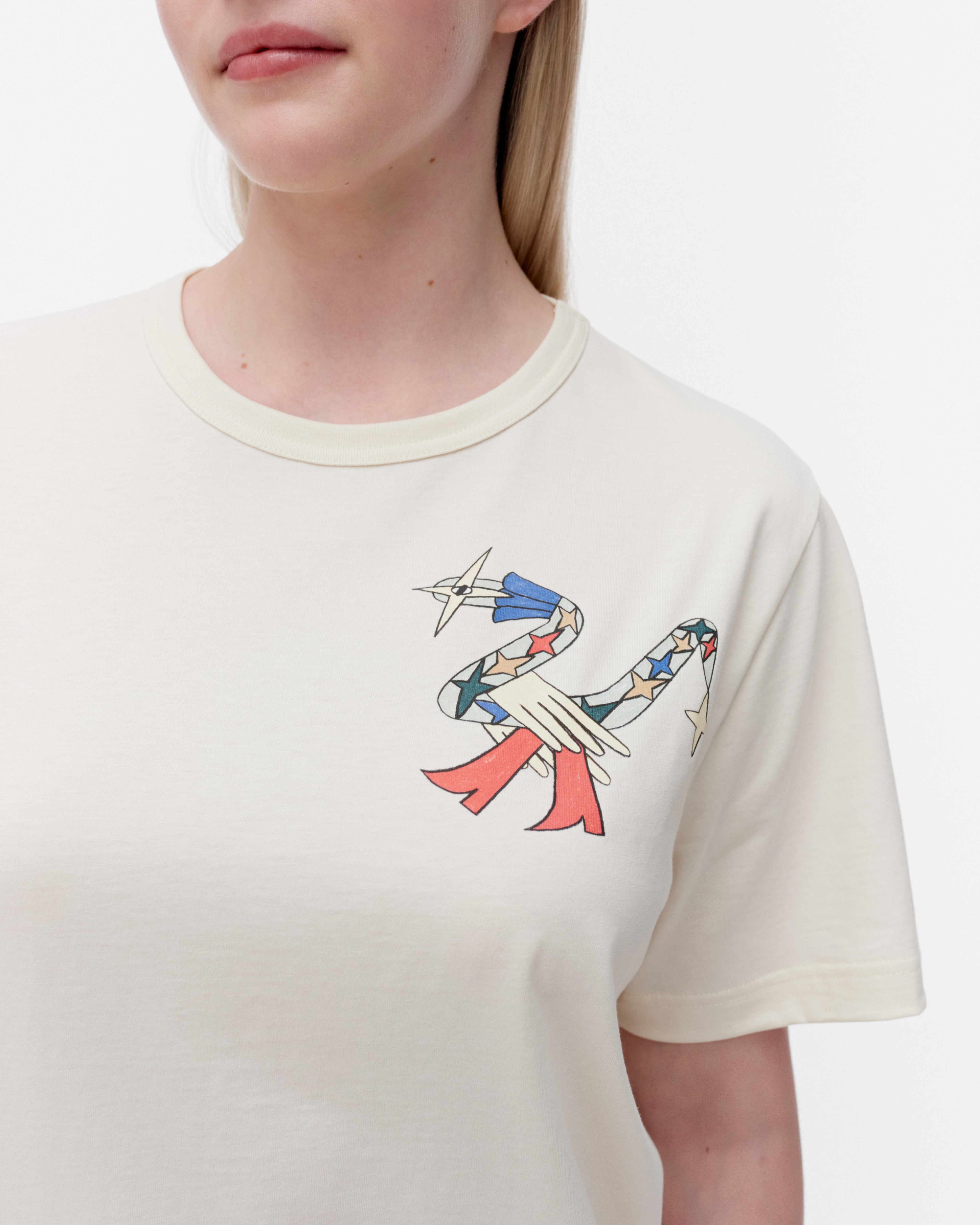 Vihne Flying Serpent placement, Kioski t-shirt, off white, red, green,