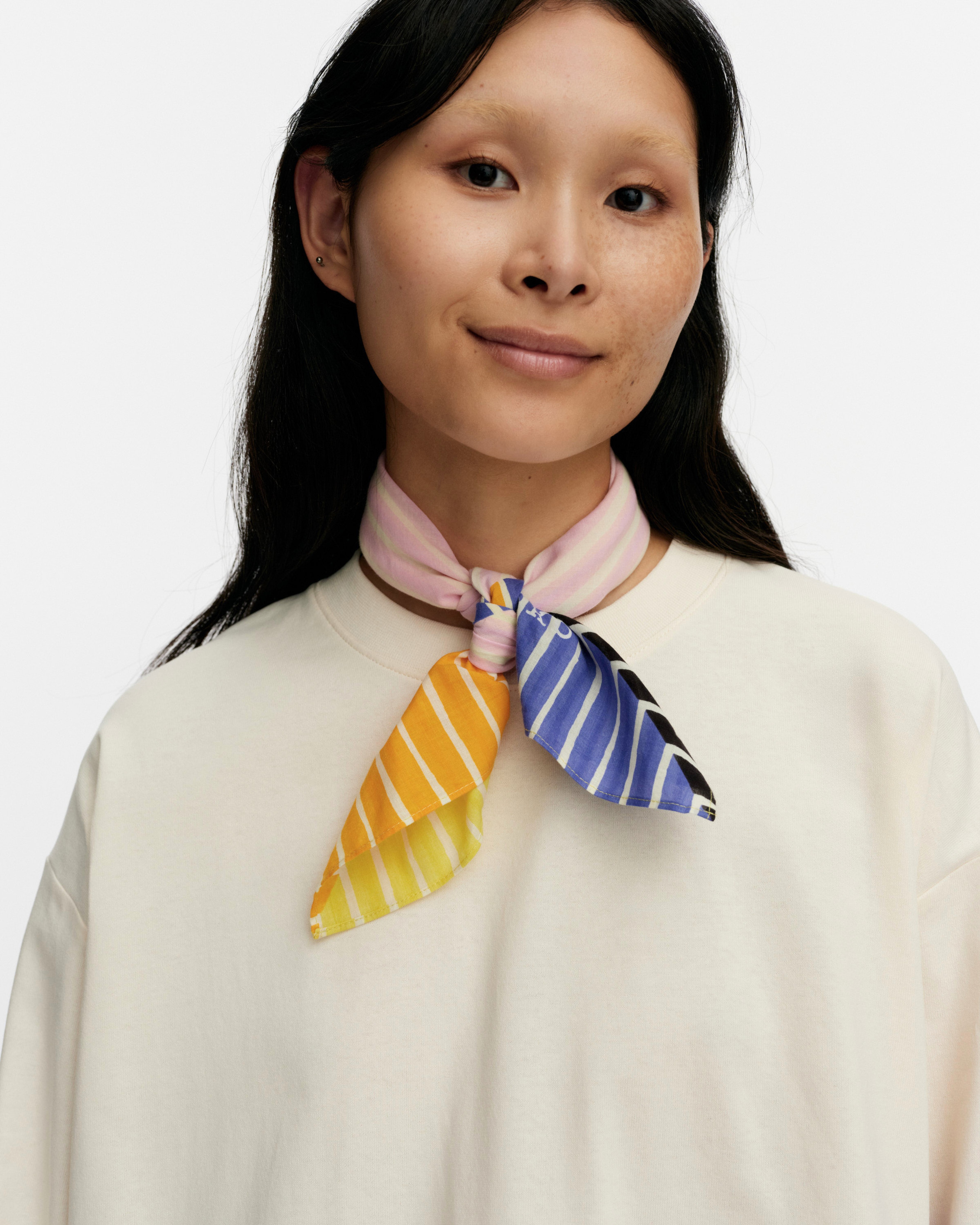 Astrilli Piccolo, Écharpe Kioski, rose clair, jaune, orange, noir,