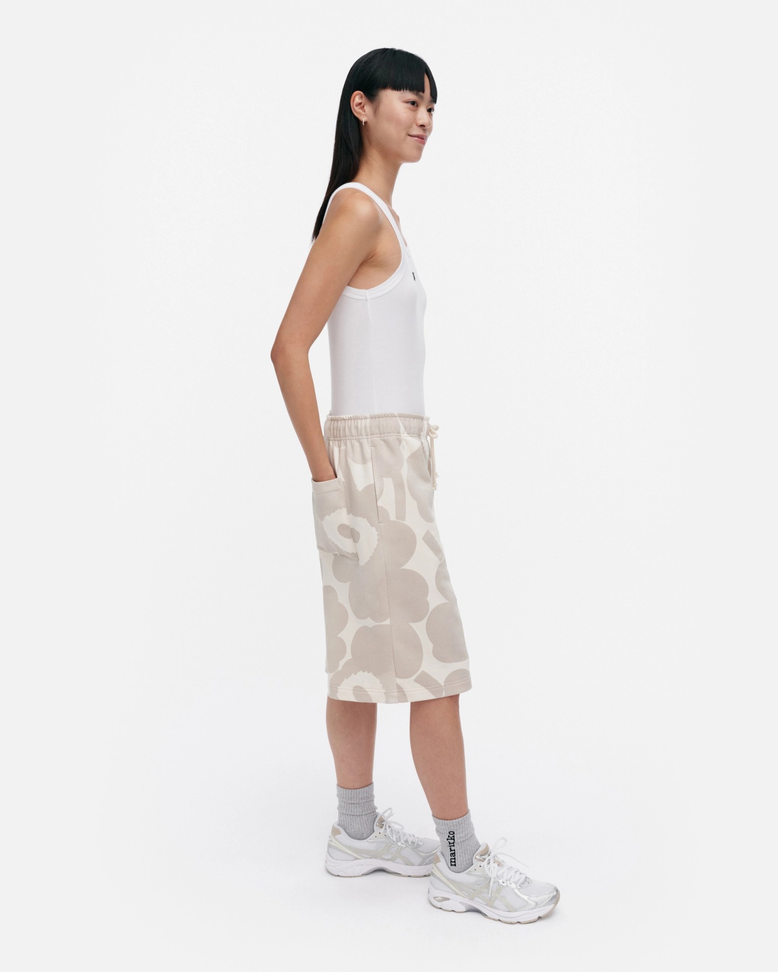 Sarana Akvarelli Unikko, Kioski shorts, off white, beige,