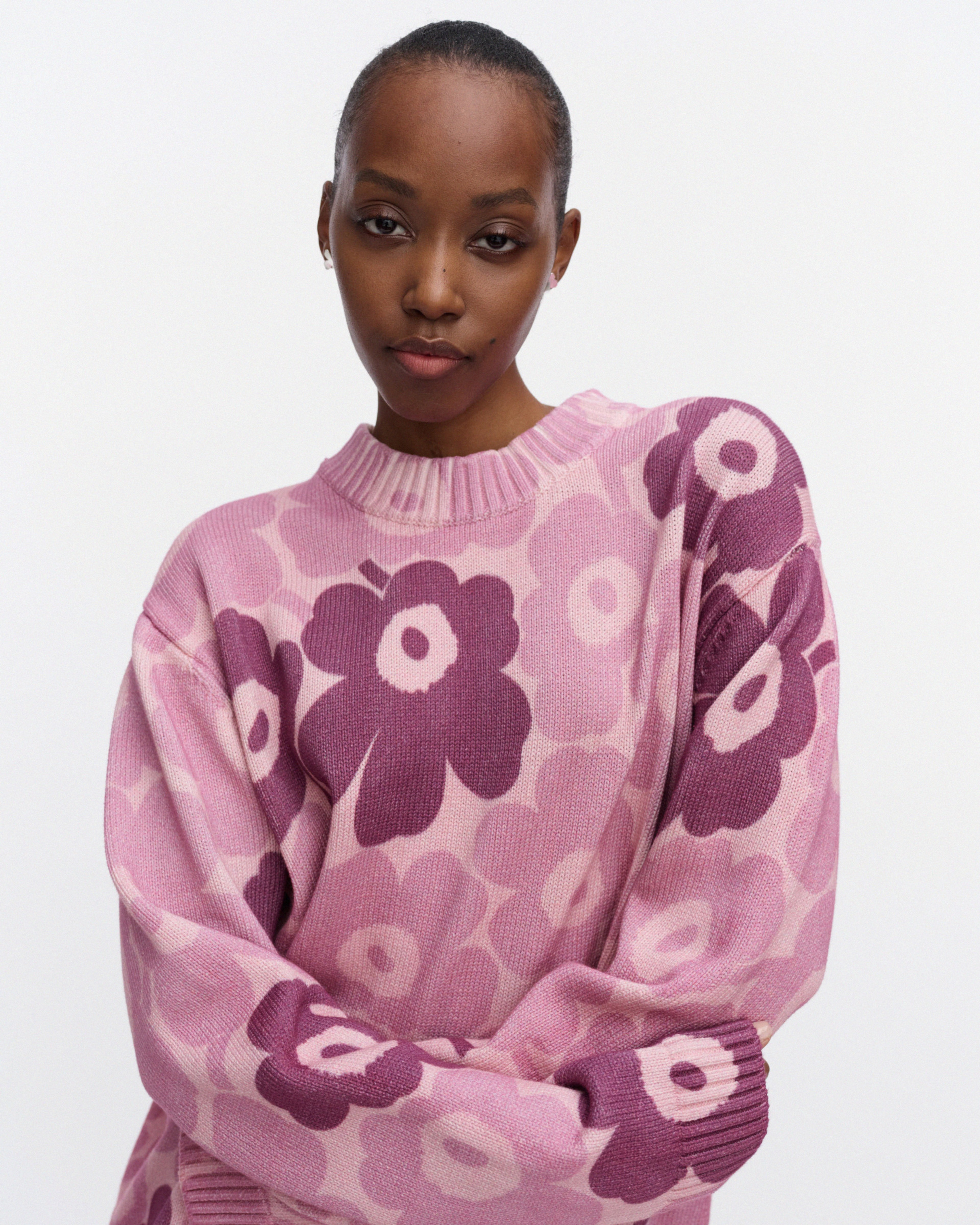 Puuteri Unikko, Strickpullover „Kioski“, hellrosa, rosa, dunkelrosa,