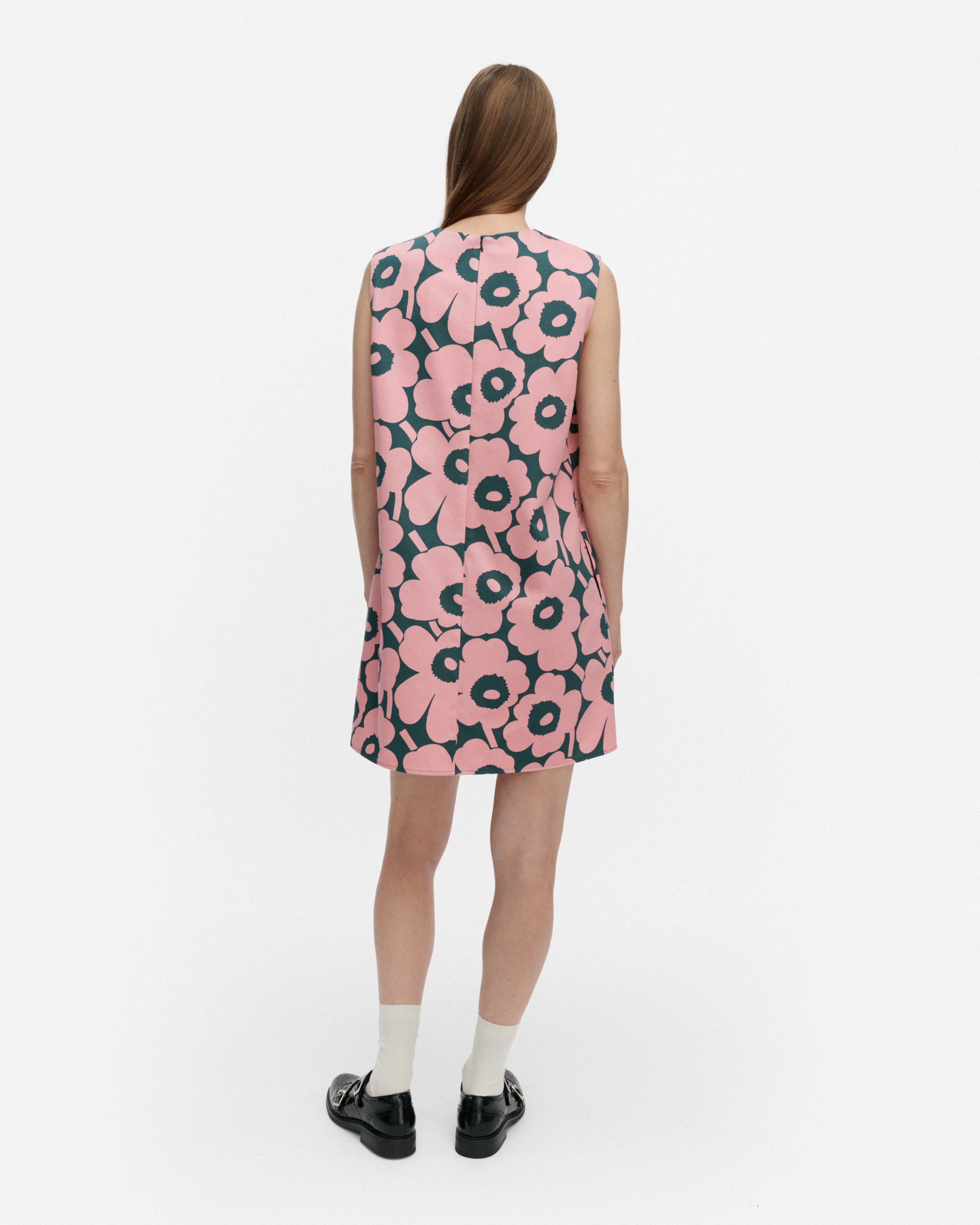 Siluetti Unikko Dress