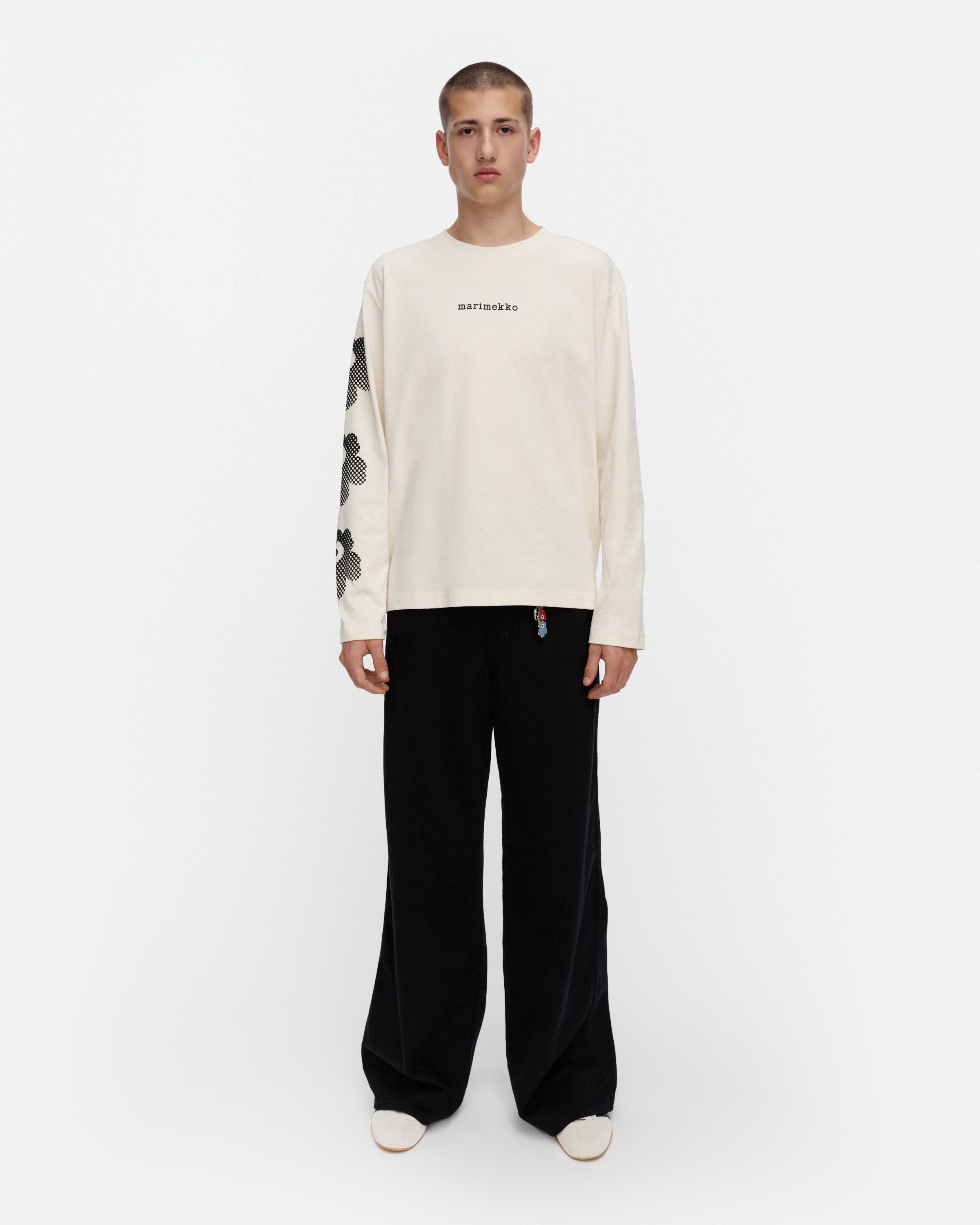 Sekvenssi Unikko Placement Kioski jersey shirt off white, black