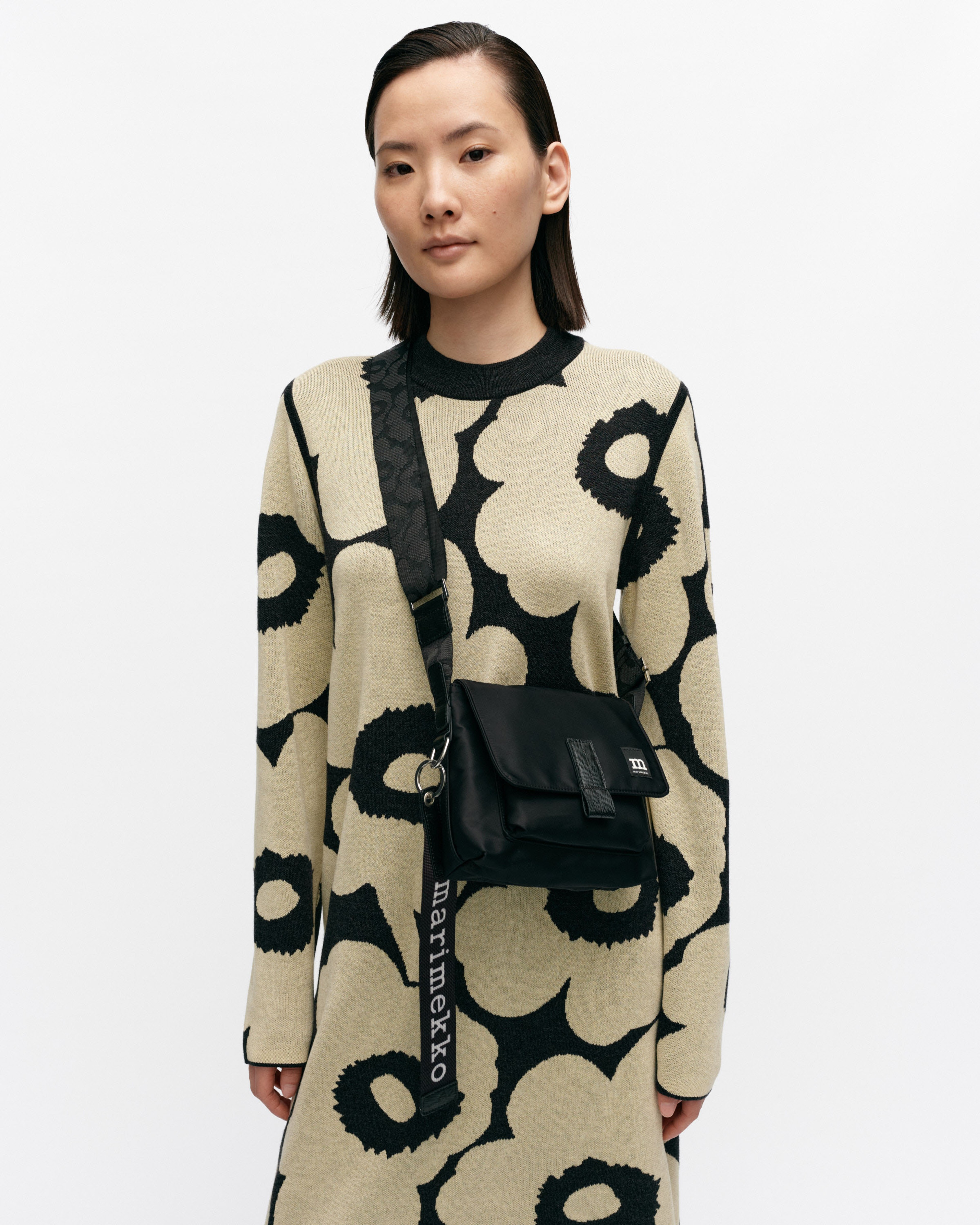 Mini Messenger Solid, Shoulder bag, black,