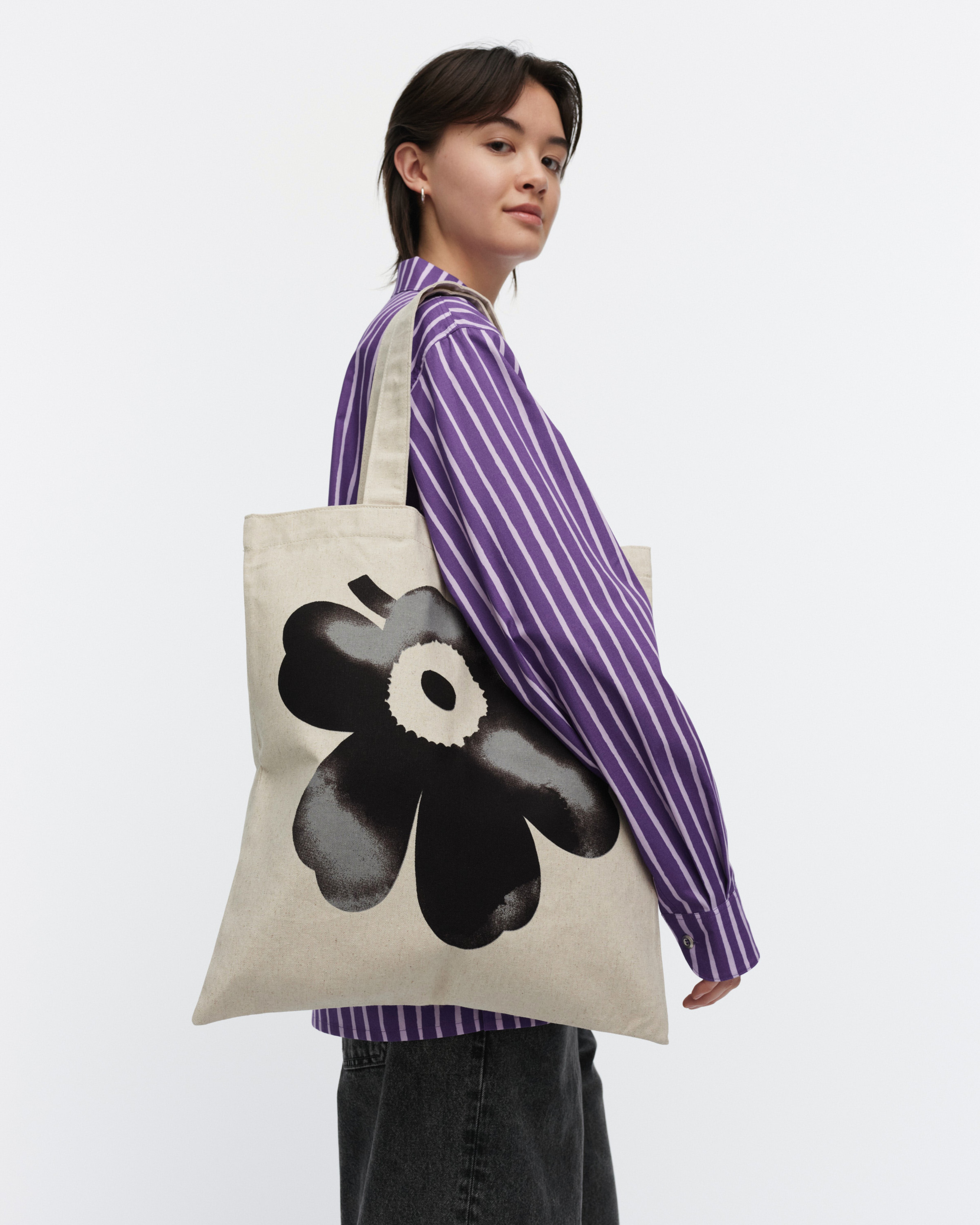 Vankka Akvarelli Unikko, Kioski bag, black, grey, off white,