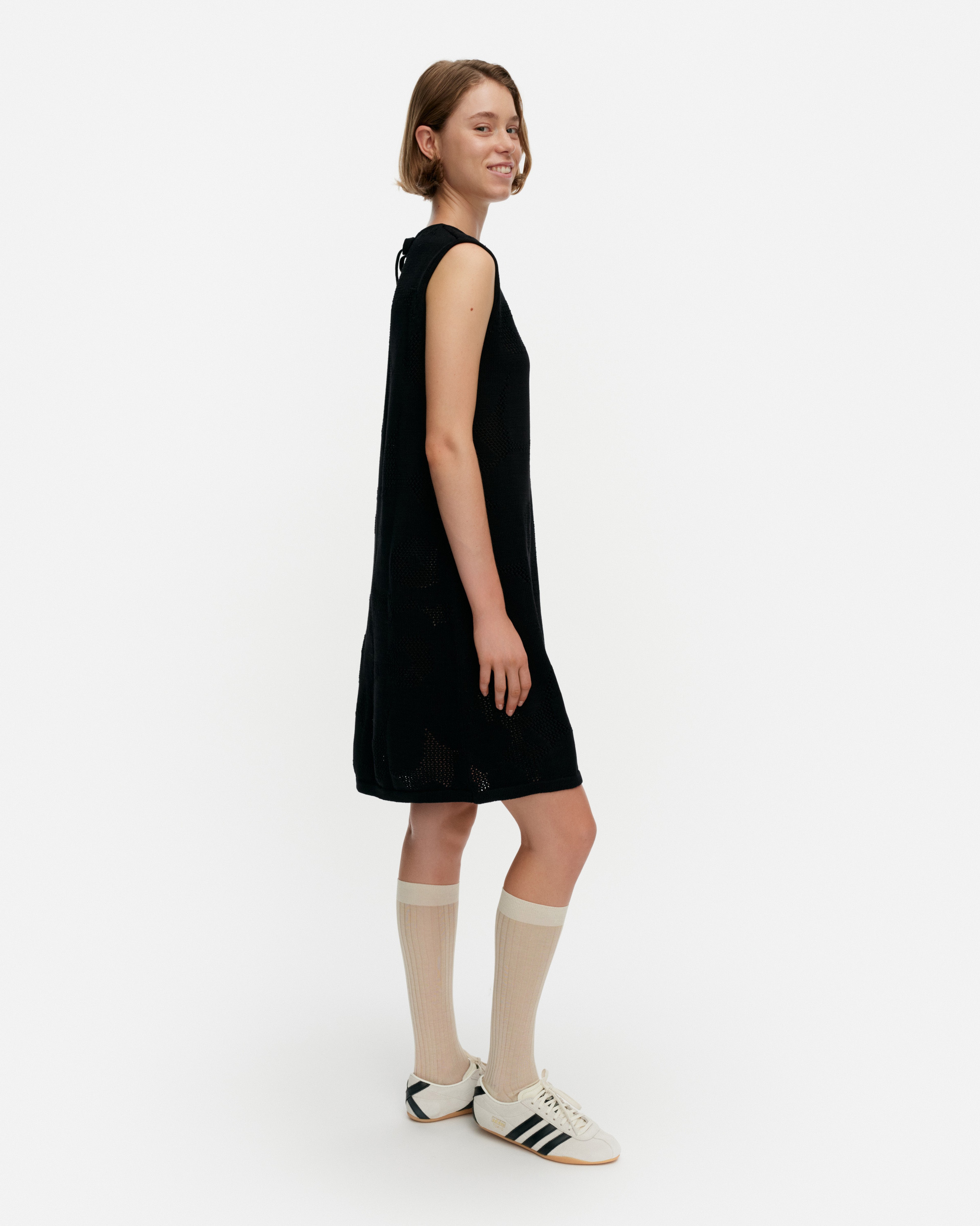 Yövilkka Unikko, Knitted dress, black,