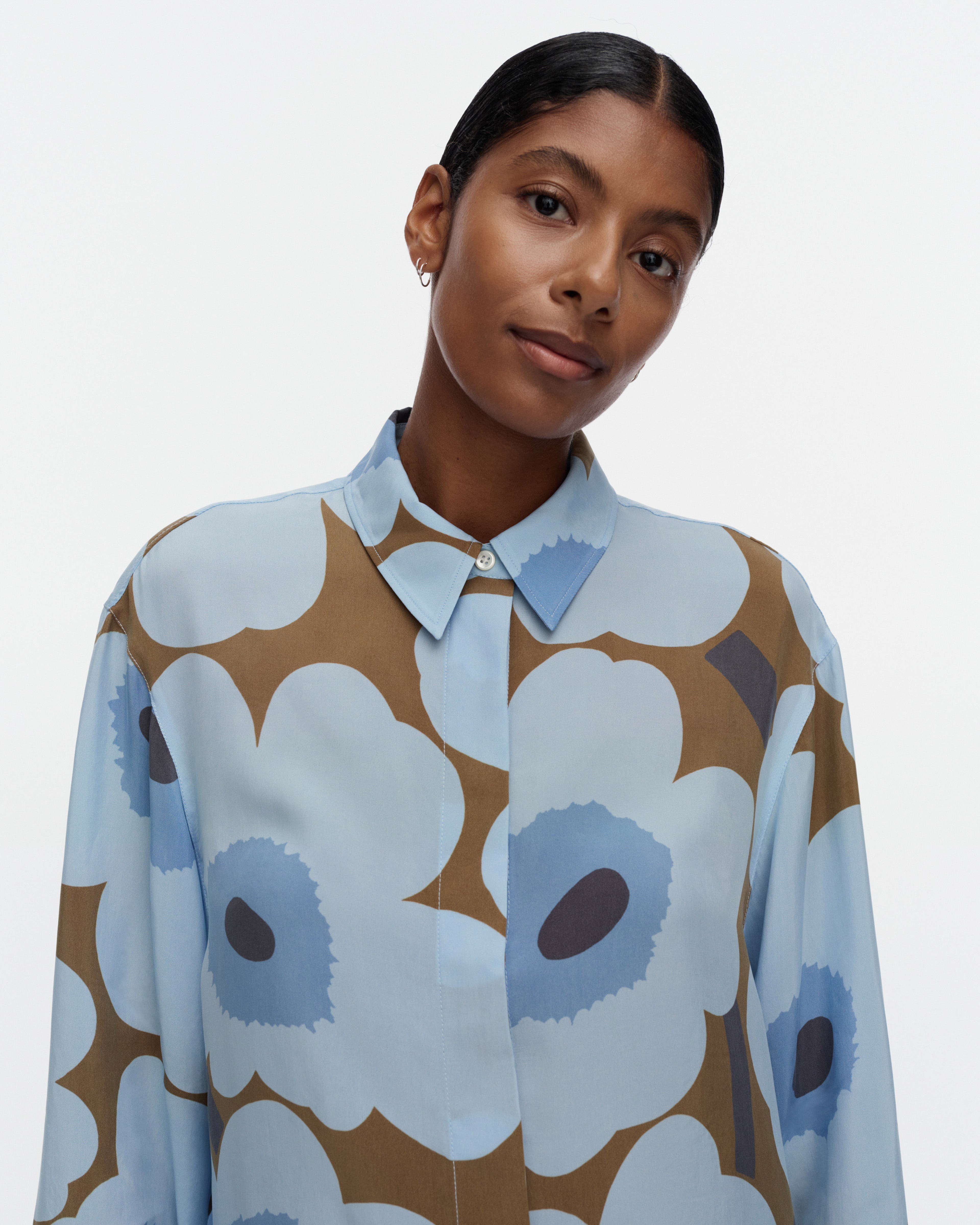 Järki Unikko, Shirt, light blue, olive green,