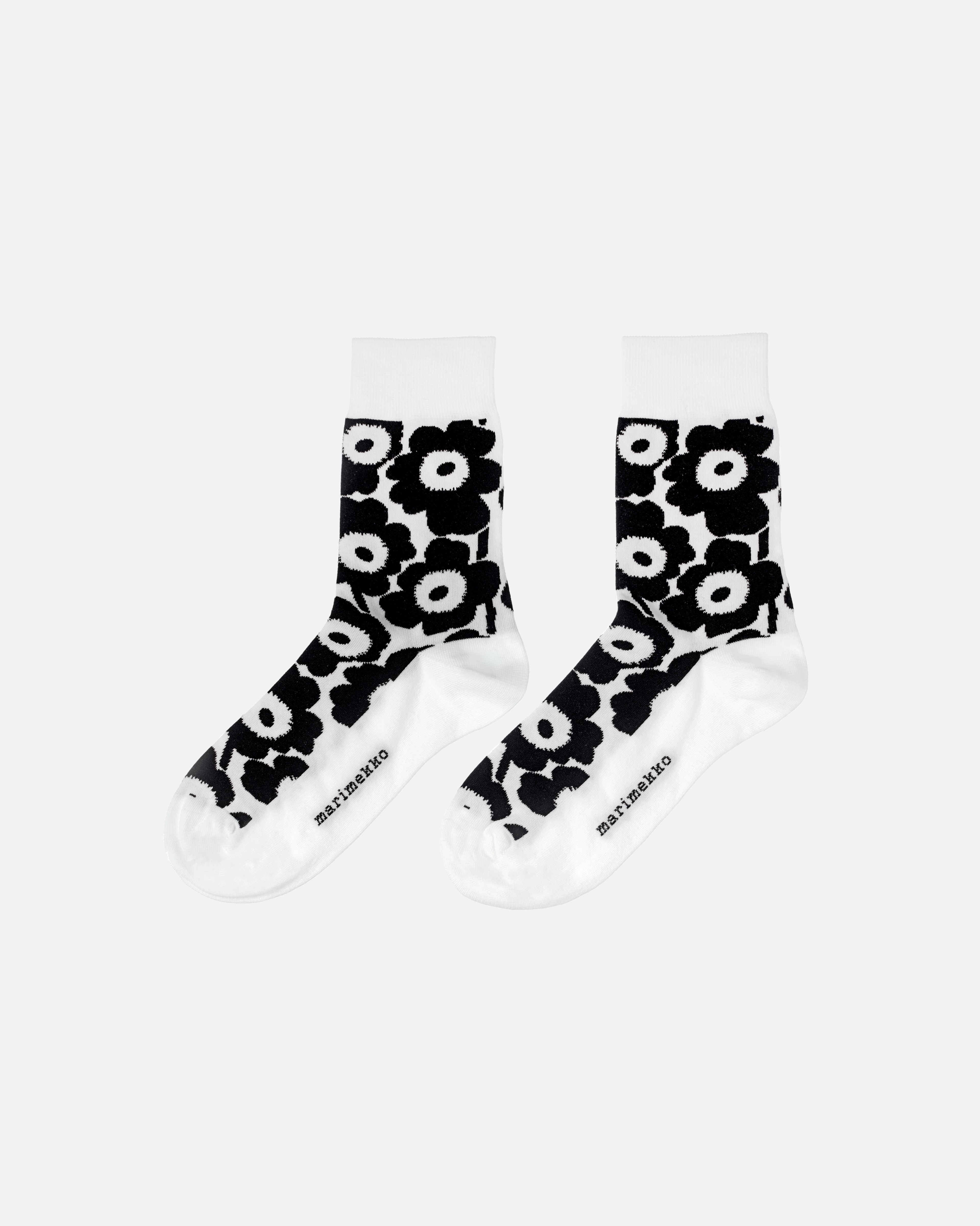 Kirmailla Unikko, Socks, black, white,