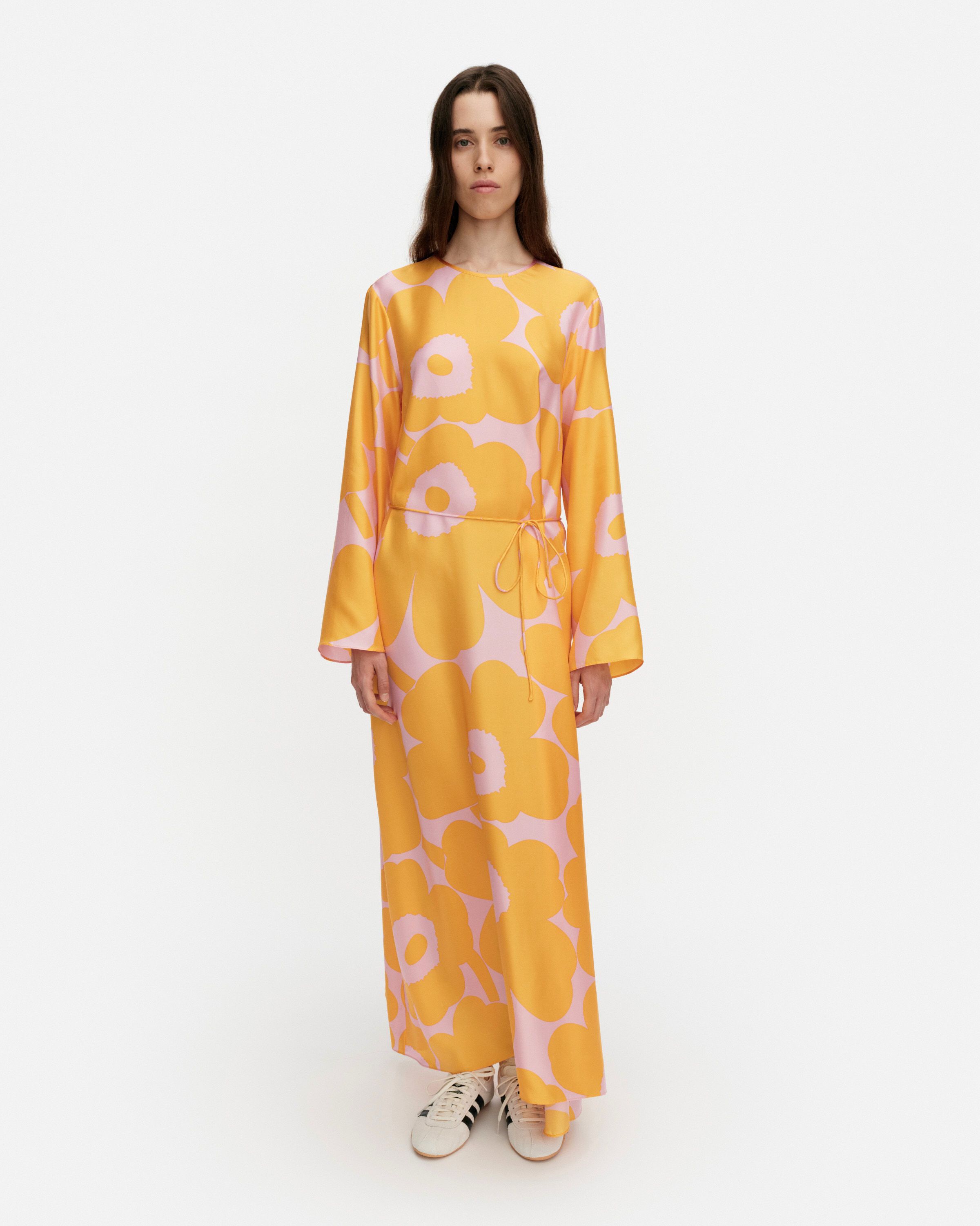 Kaunista Unikko Silk dress pink, orange | Marimekko