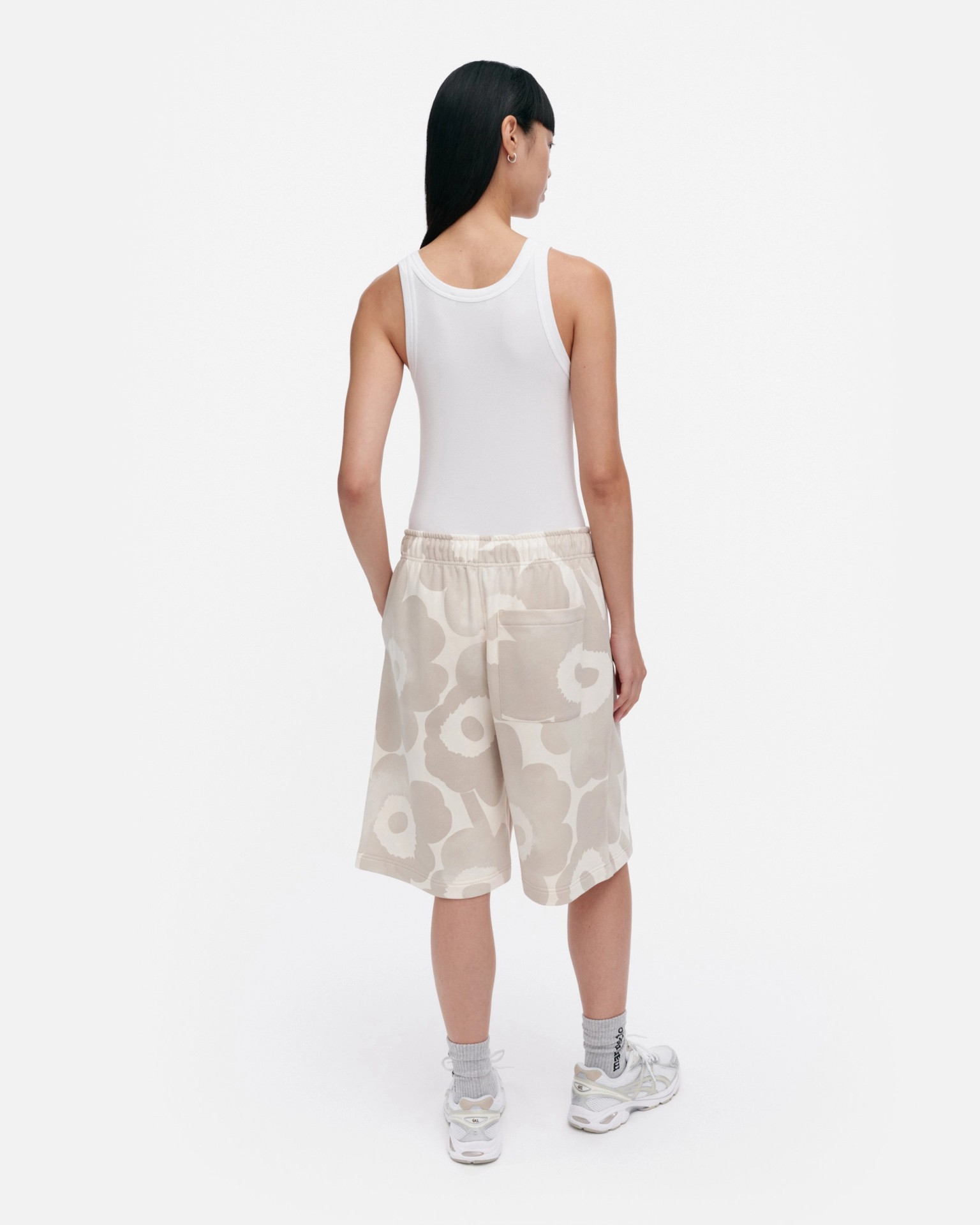 Sarana Akvarelli Unikko, Kioski shorts, off white, beige,