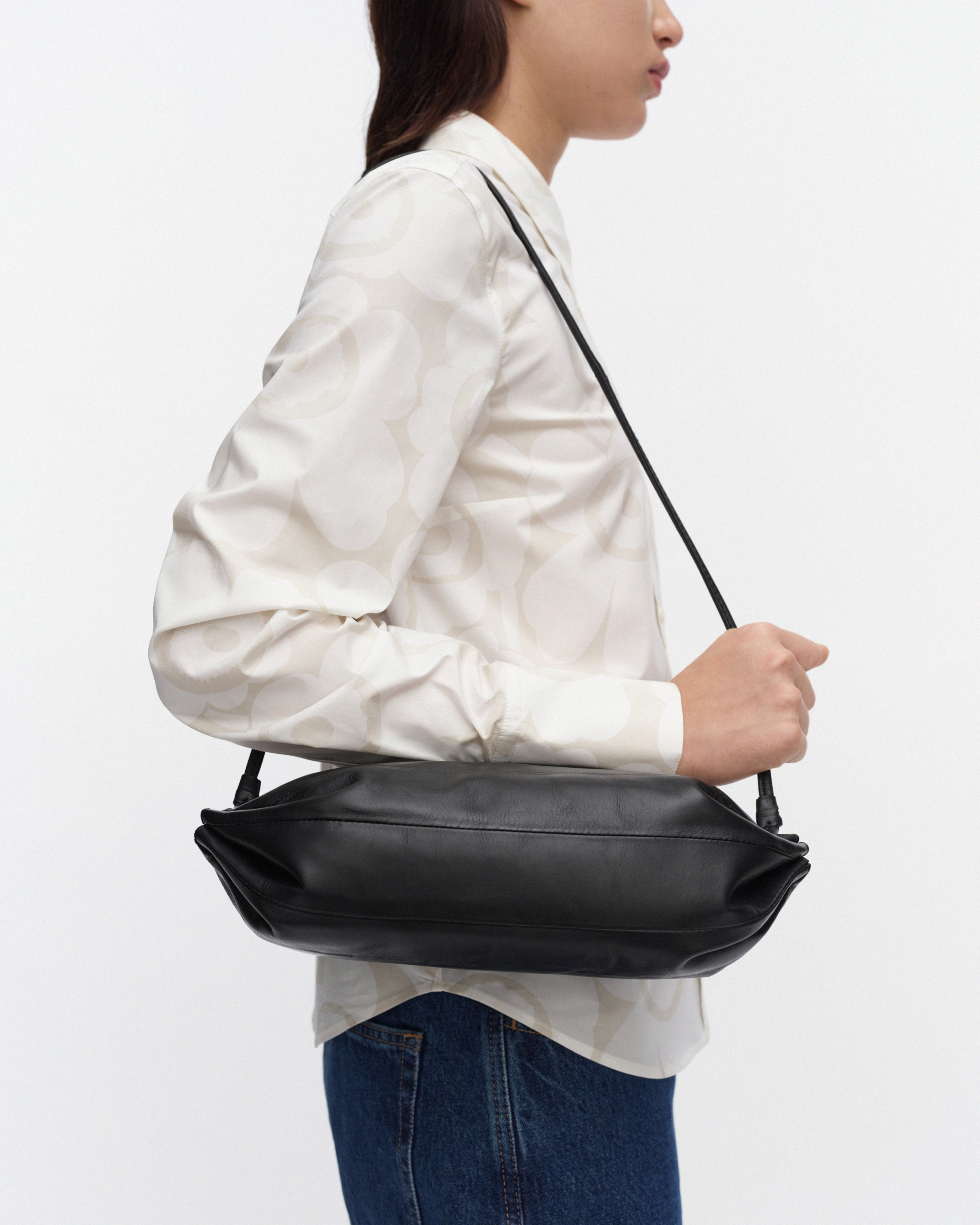 Karla, Shoulder bag, black,