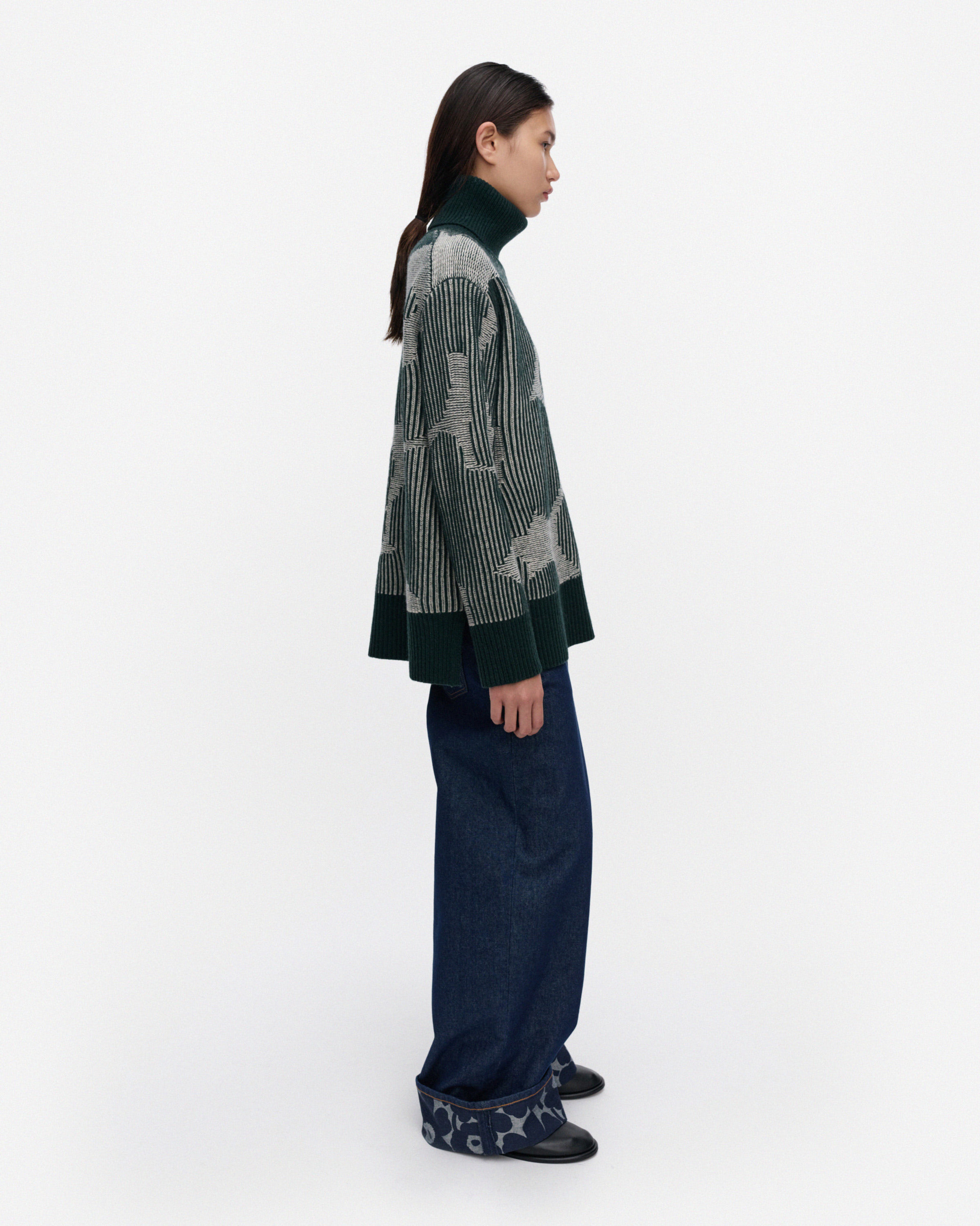 RWS Värähtely Unikko, Knitted pullover, dark green, off white,