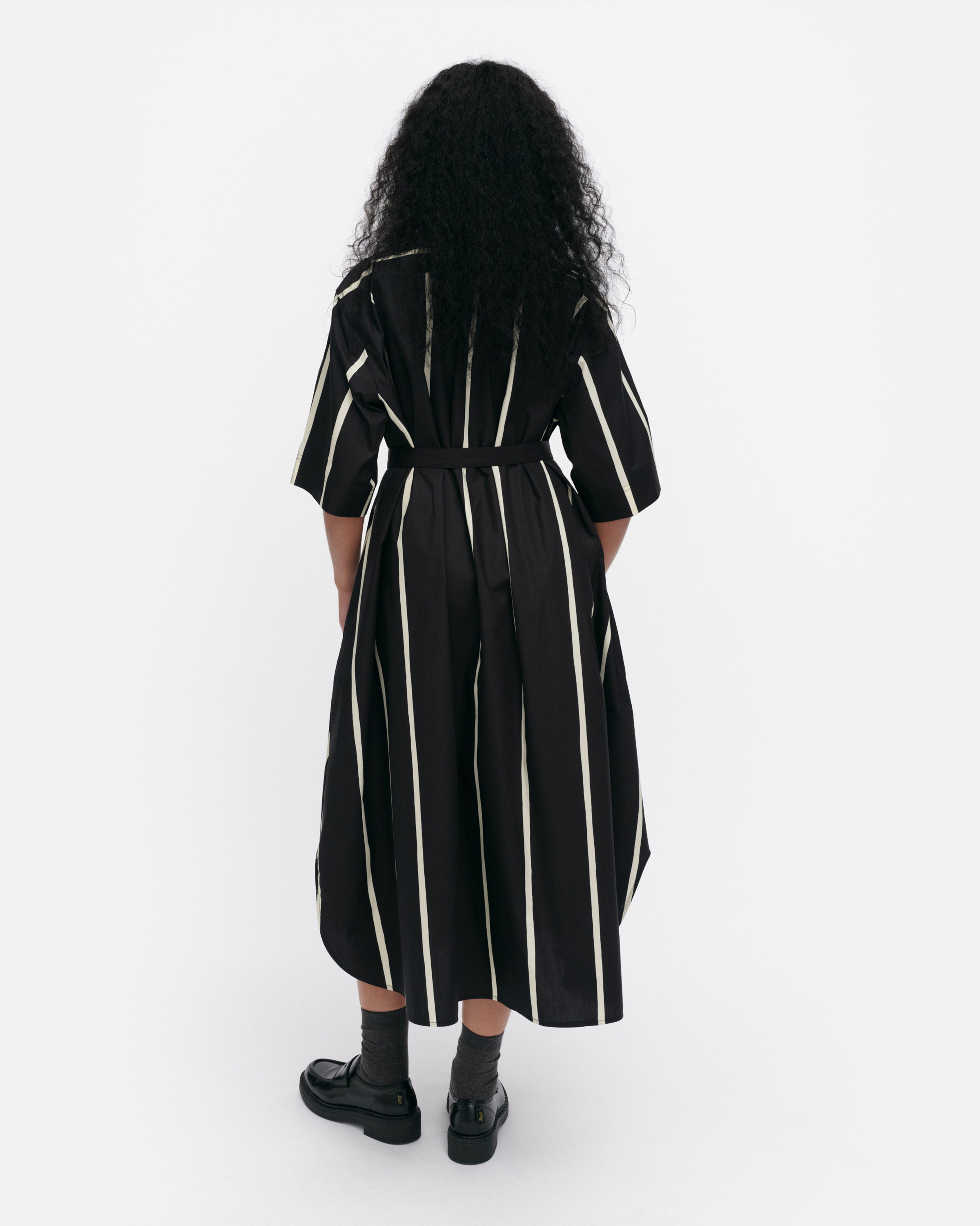 Paperi Puhveli Dress